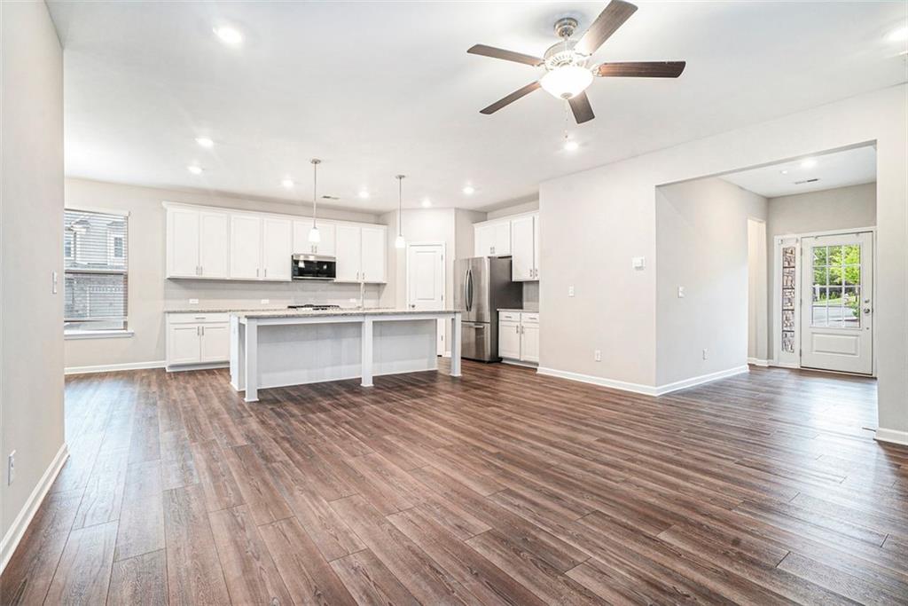 3514 AMBASSADOR Alley