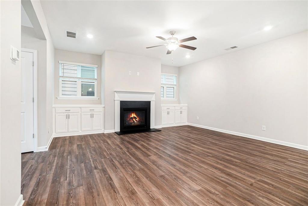 3514 AMBASSADOR Alley