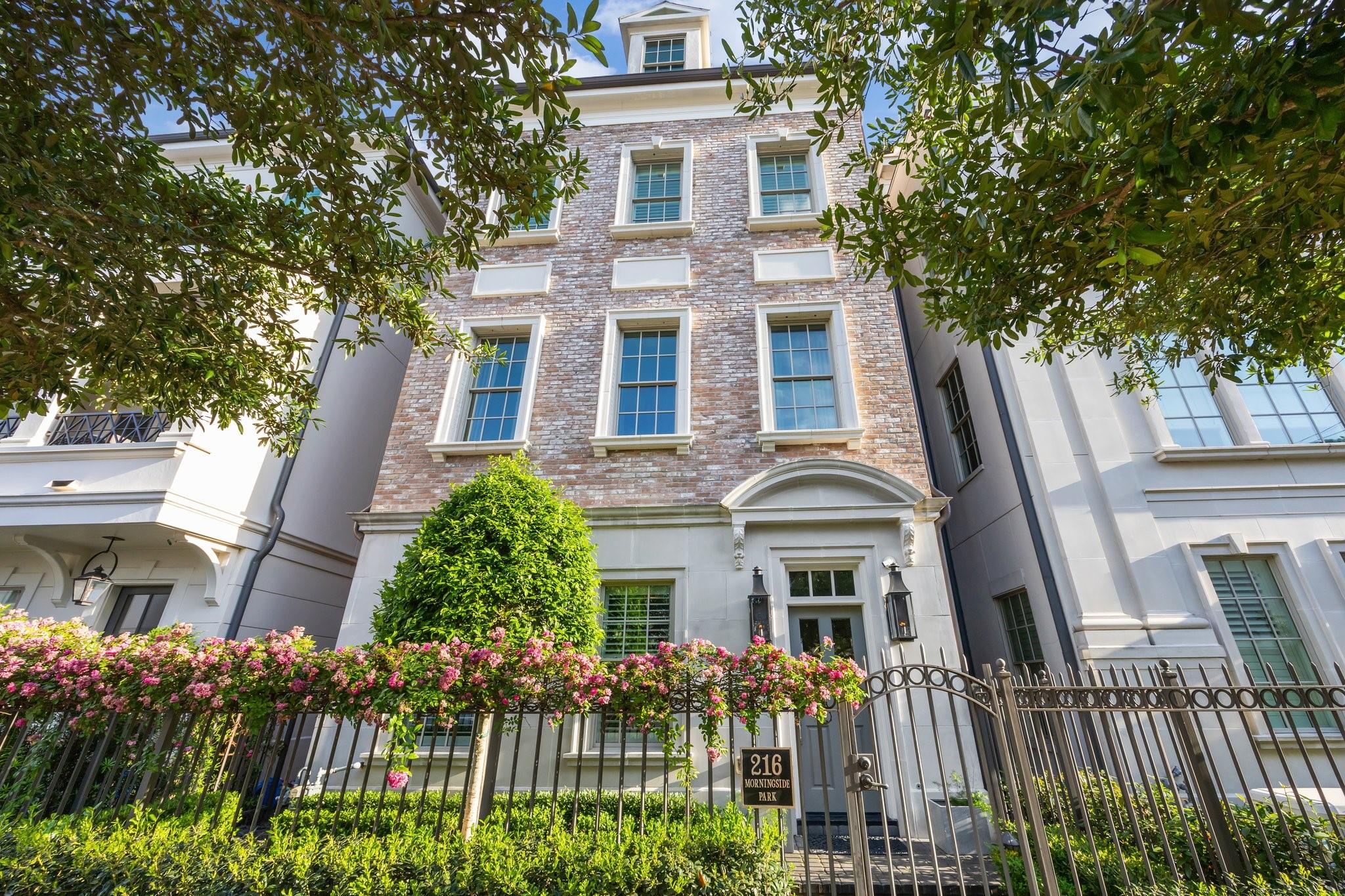 216 Morningside Park Street