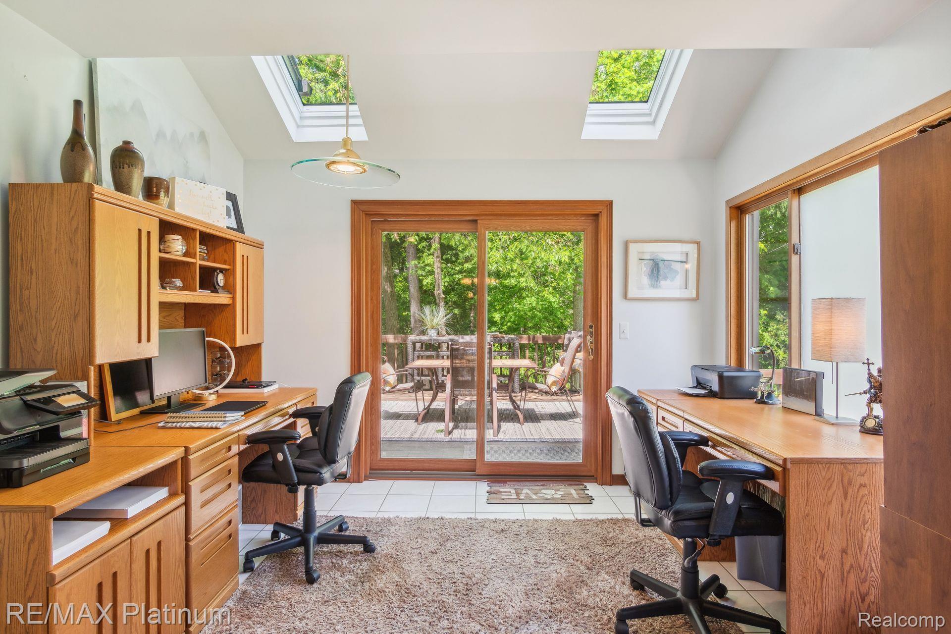 891 BLUE HERON Drive