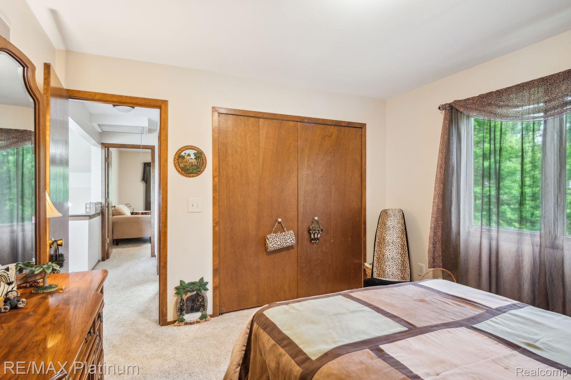 891 BLUE HERON Drive