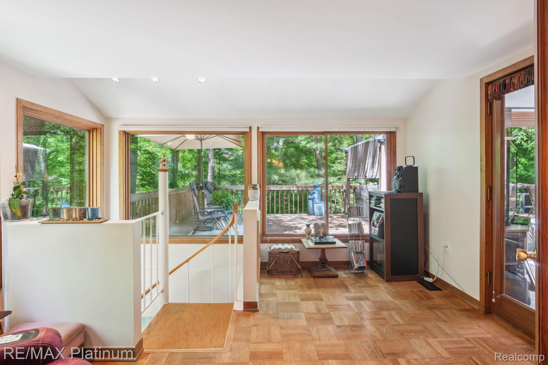 891 BLUE HERON Drive