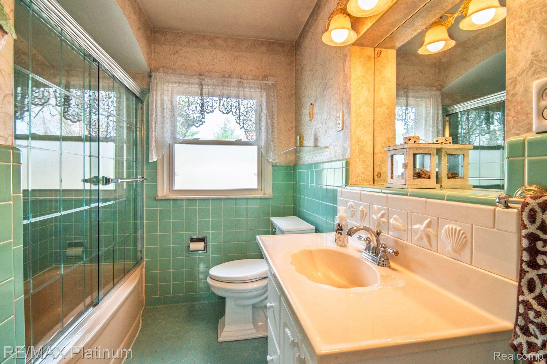 14001 HILLCREST Street