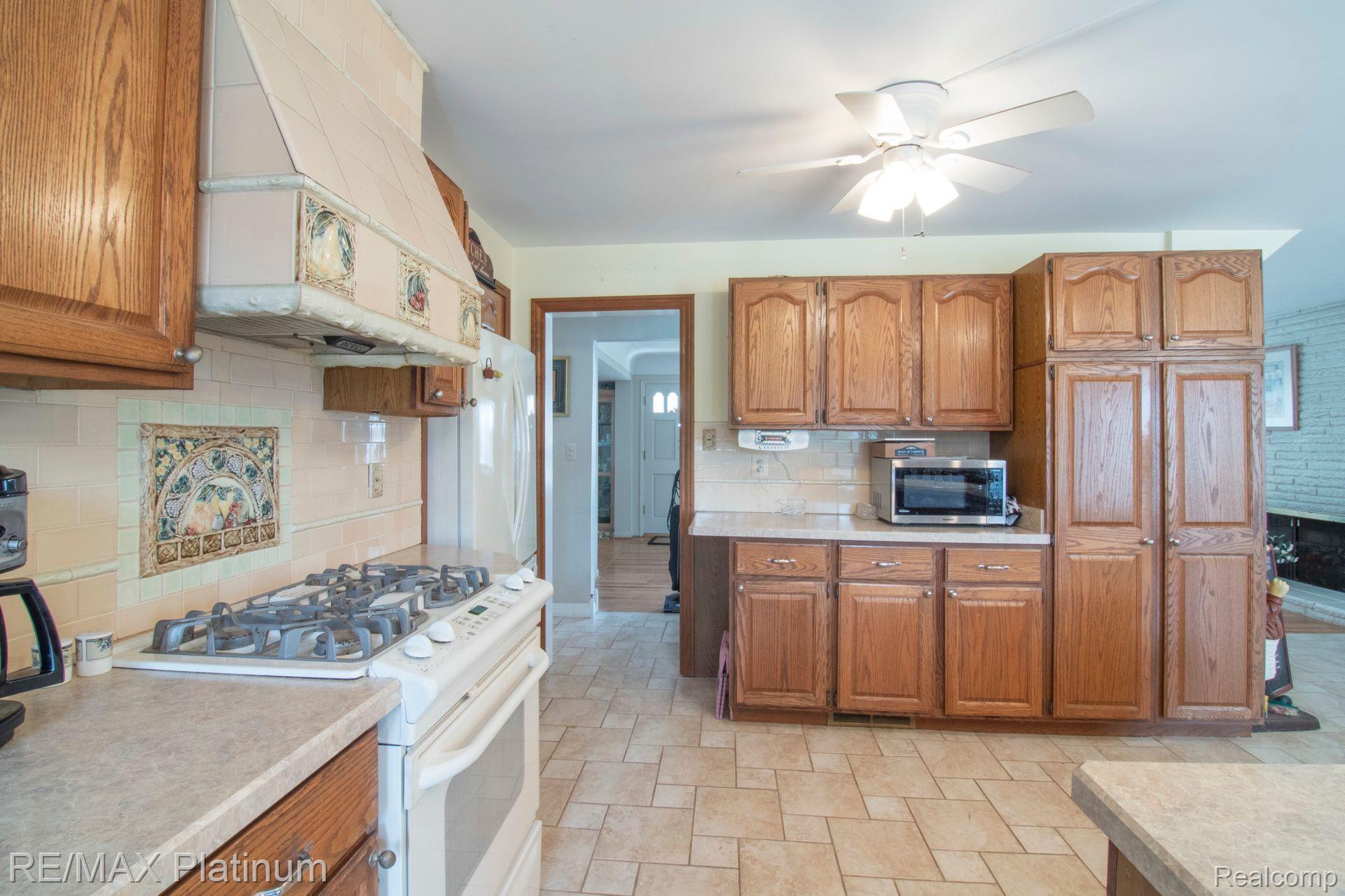 14001 HILLCREST Street