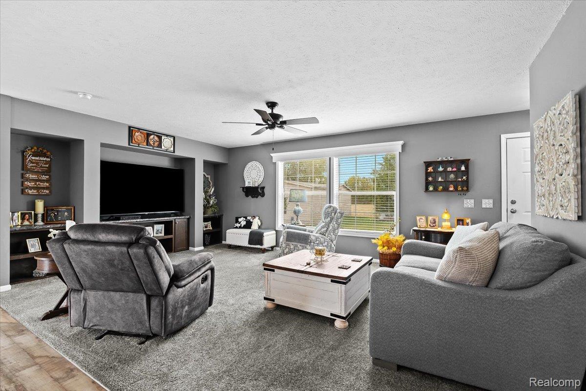 5430 Arboretum Trail