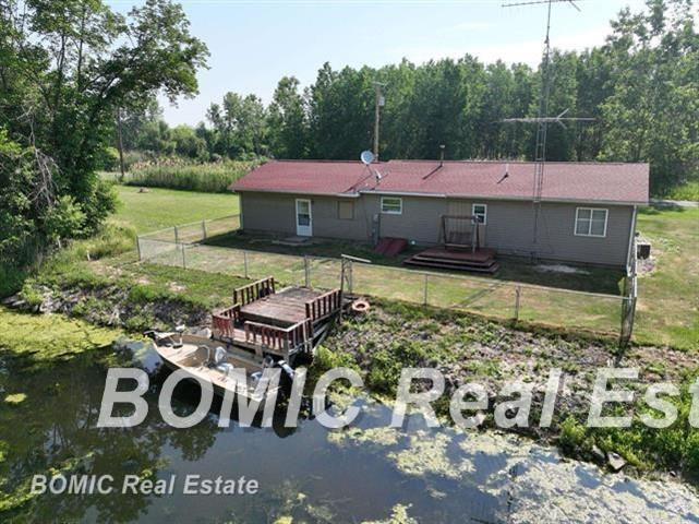 2222 Rose Island Road