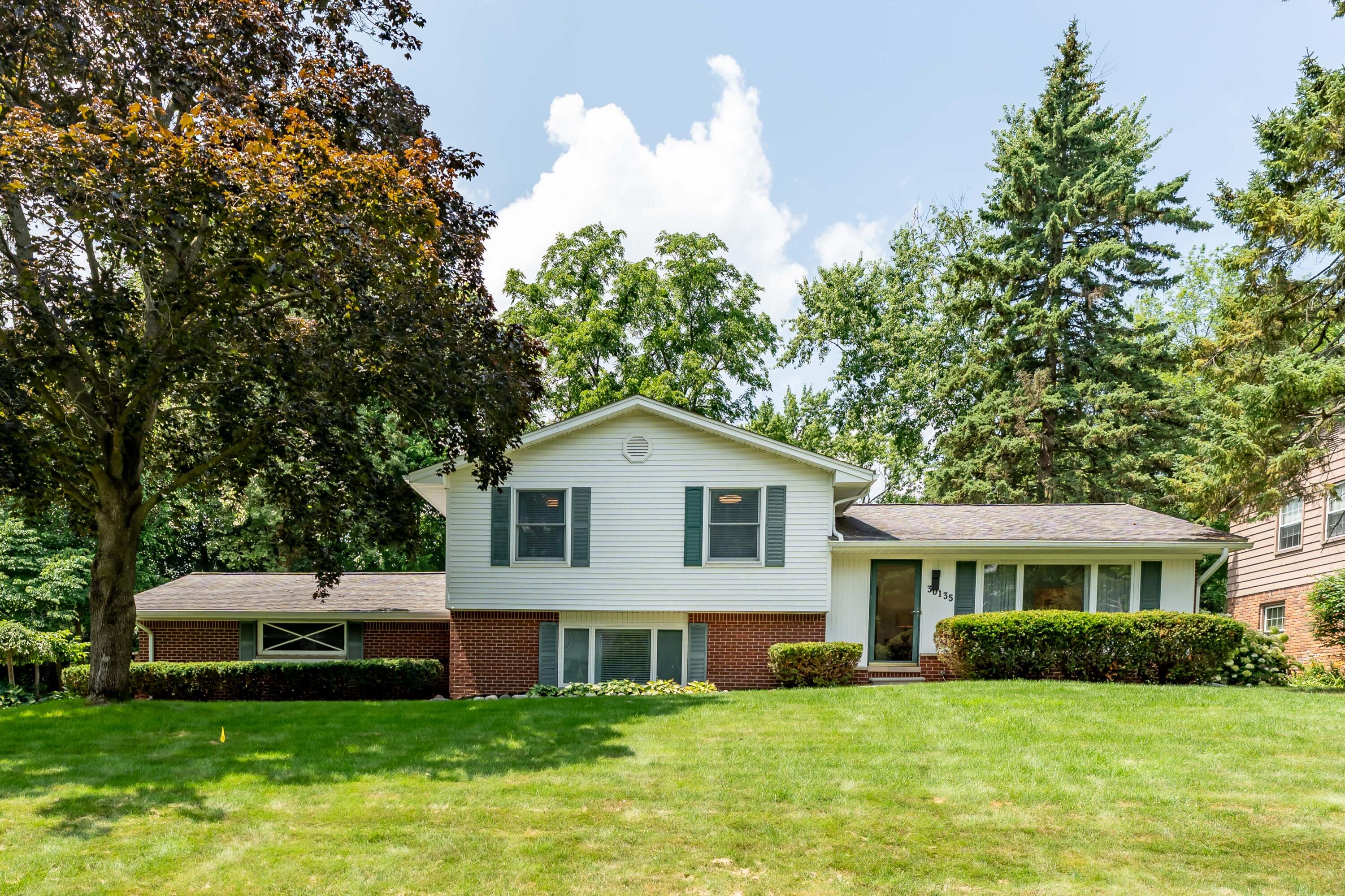 30135 Old Bedford Street