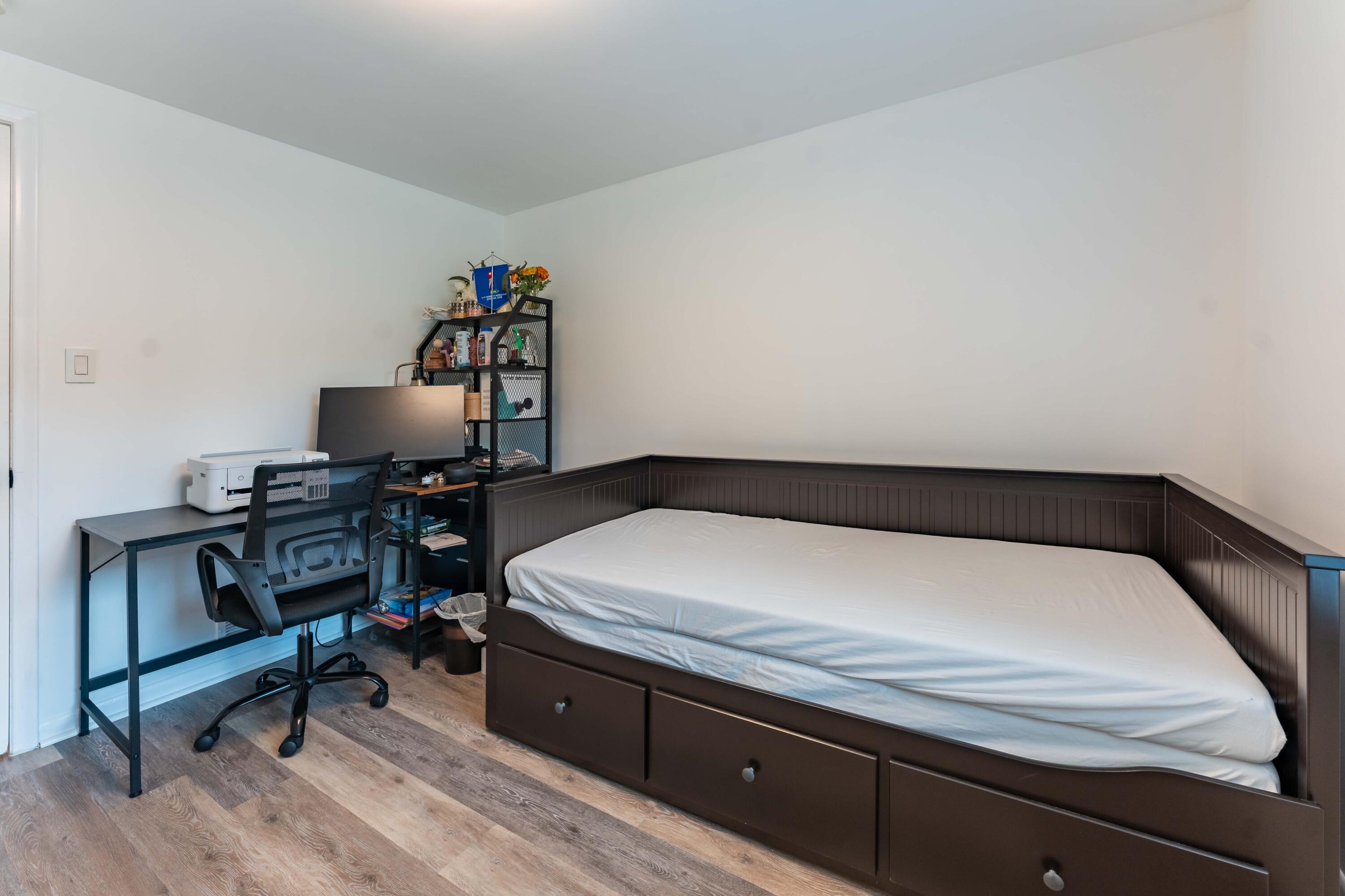 30135 Old Bedford Street