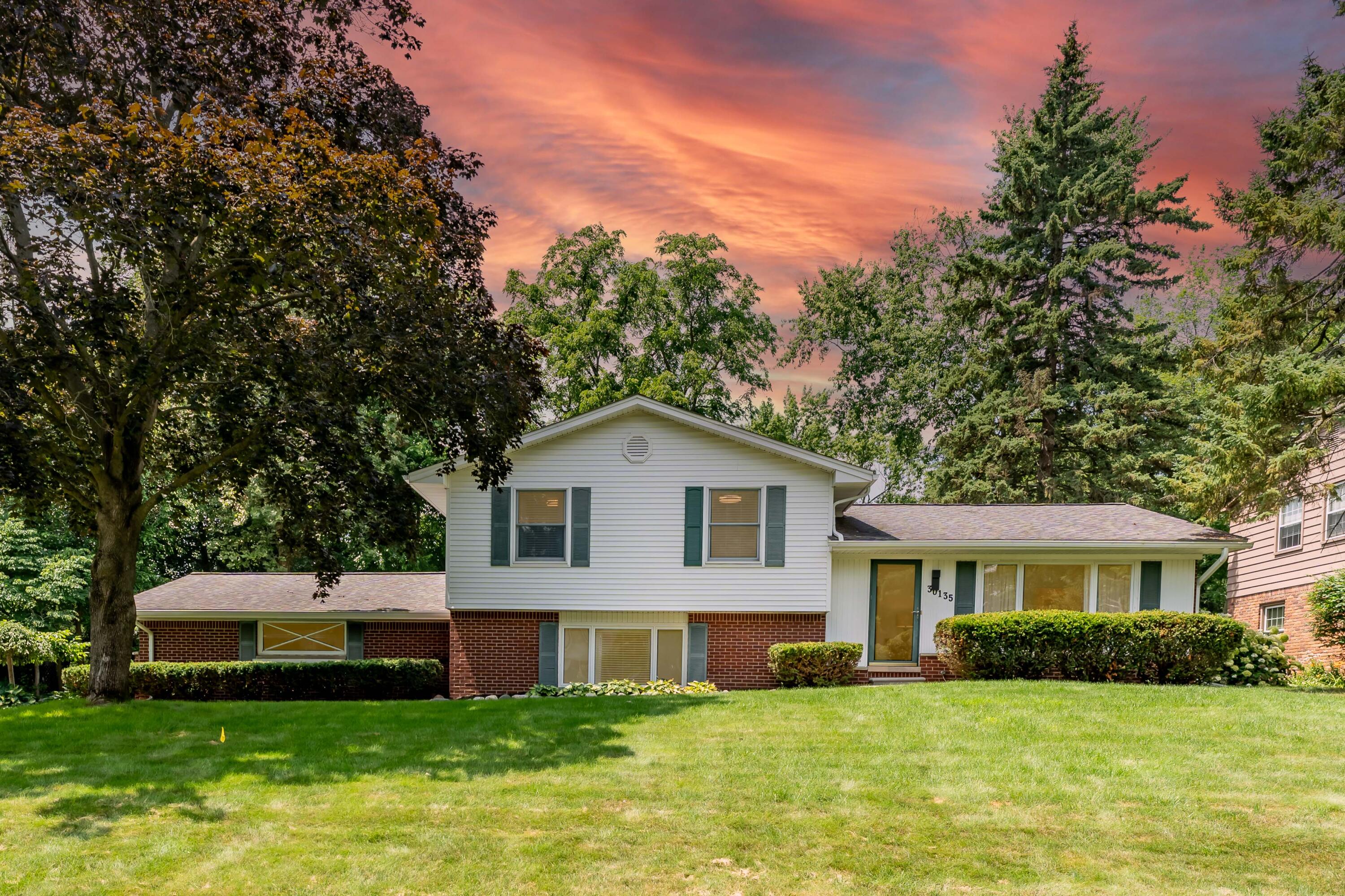 30135 Old Bedford Street