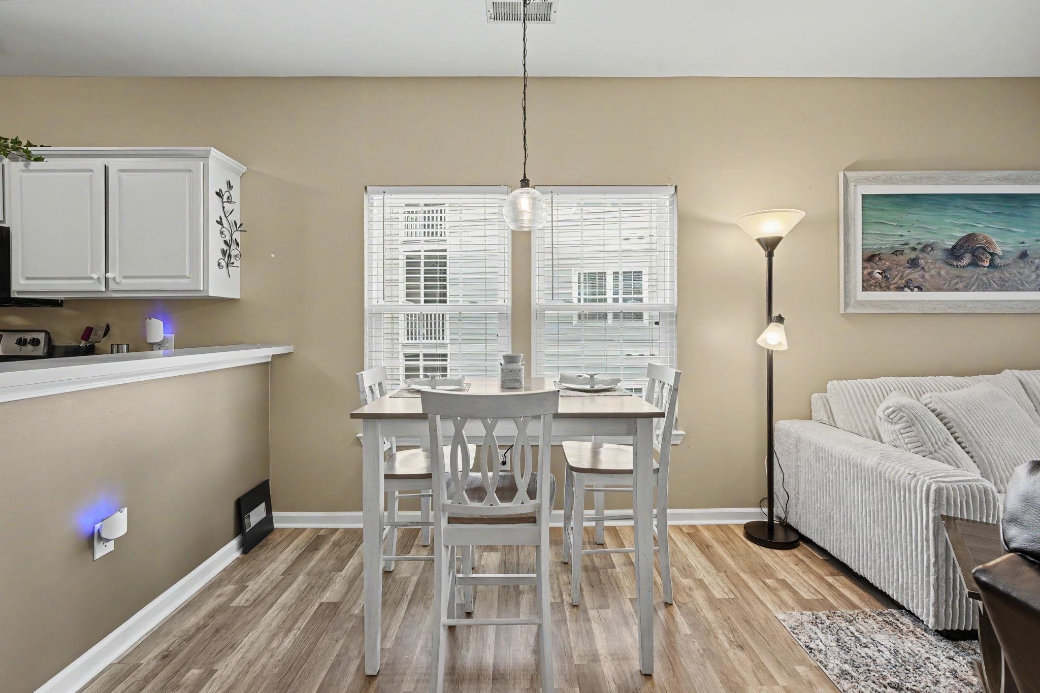 2478 Coastline Ct. Unit: 201