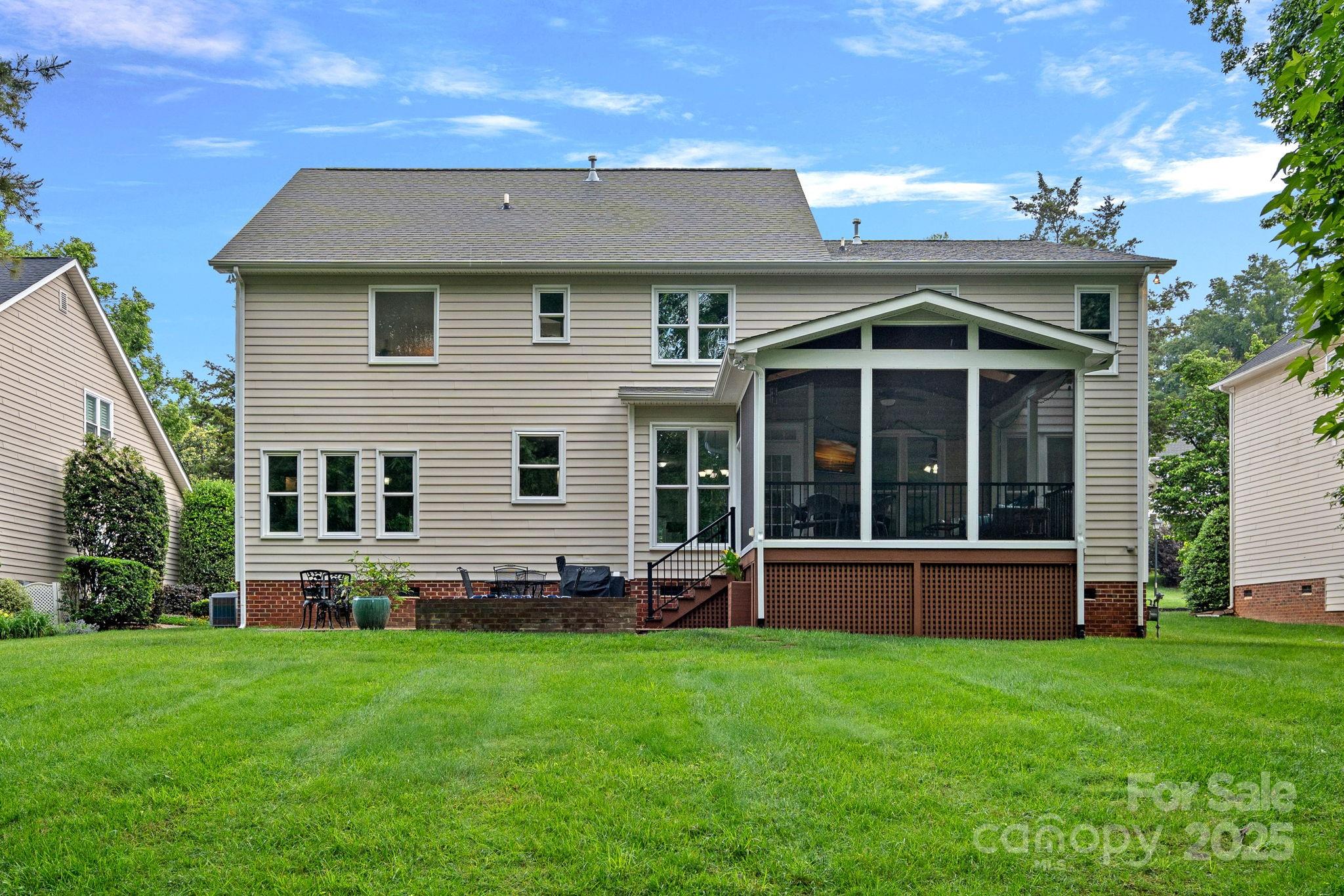 1402 Coachman Drive