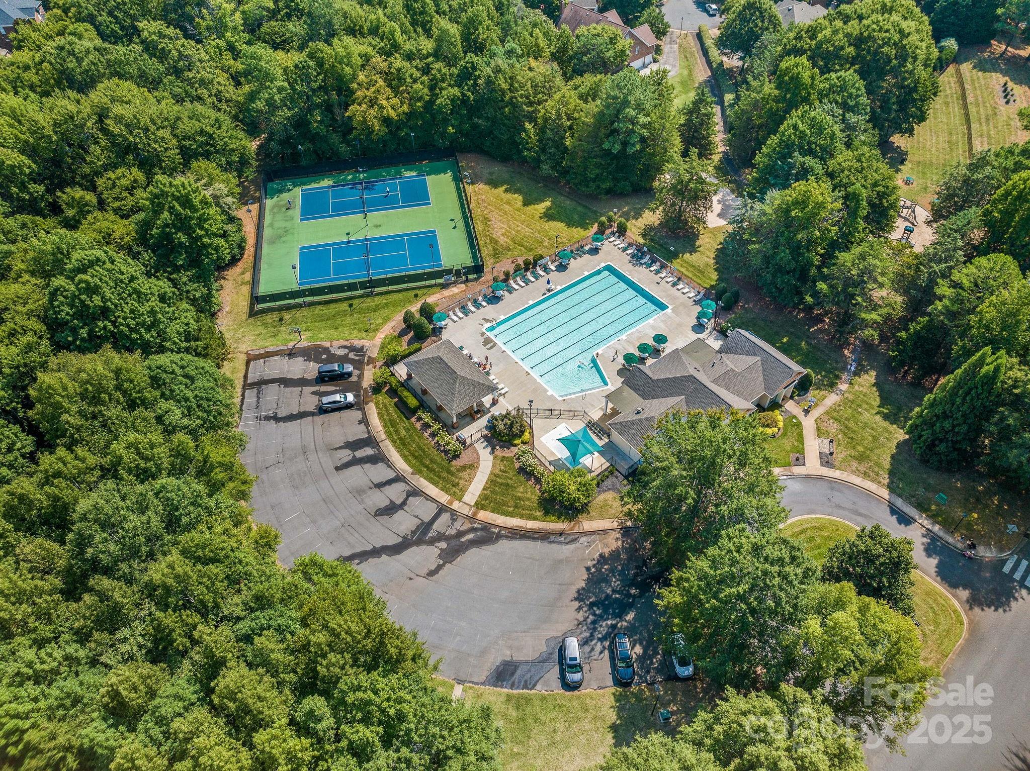 1402 Coachman Drive