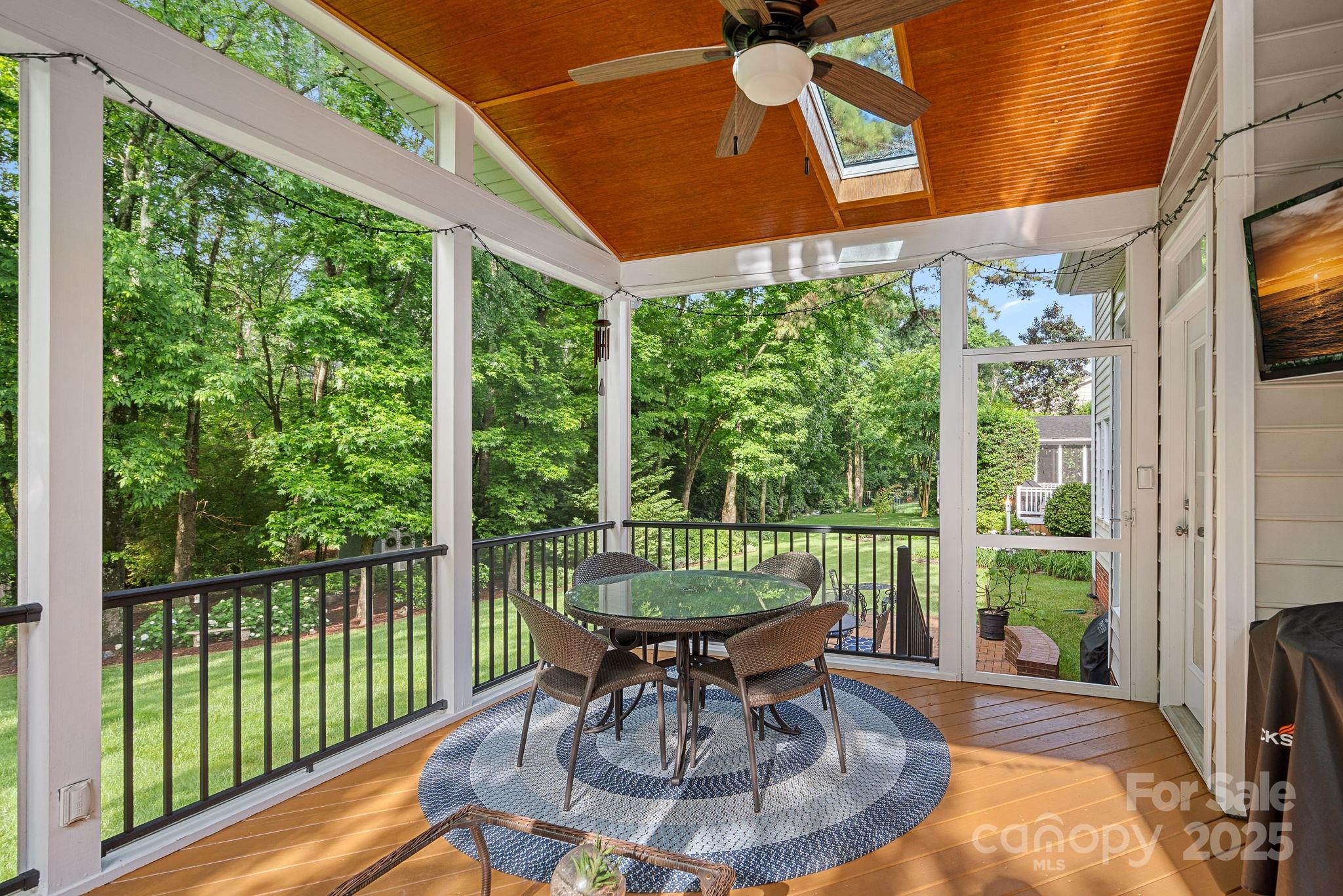 1402 Coachman Drive