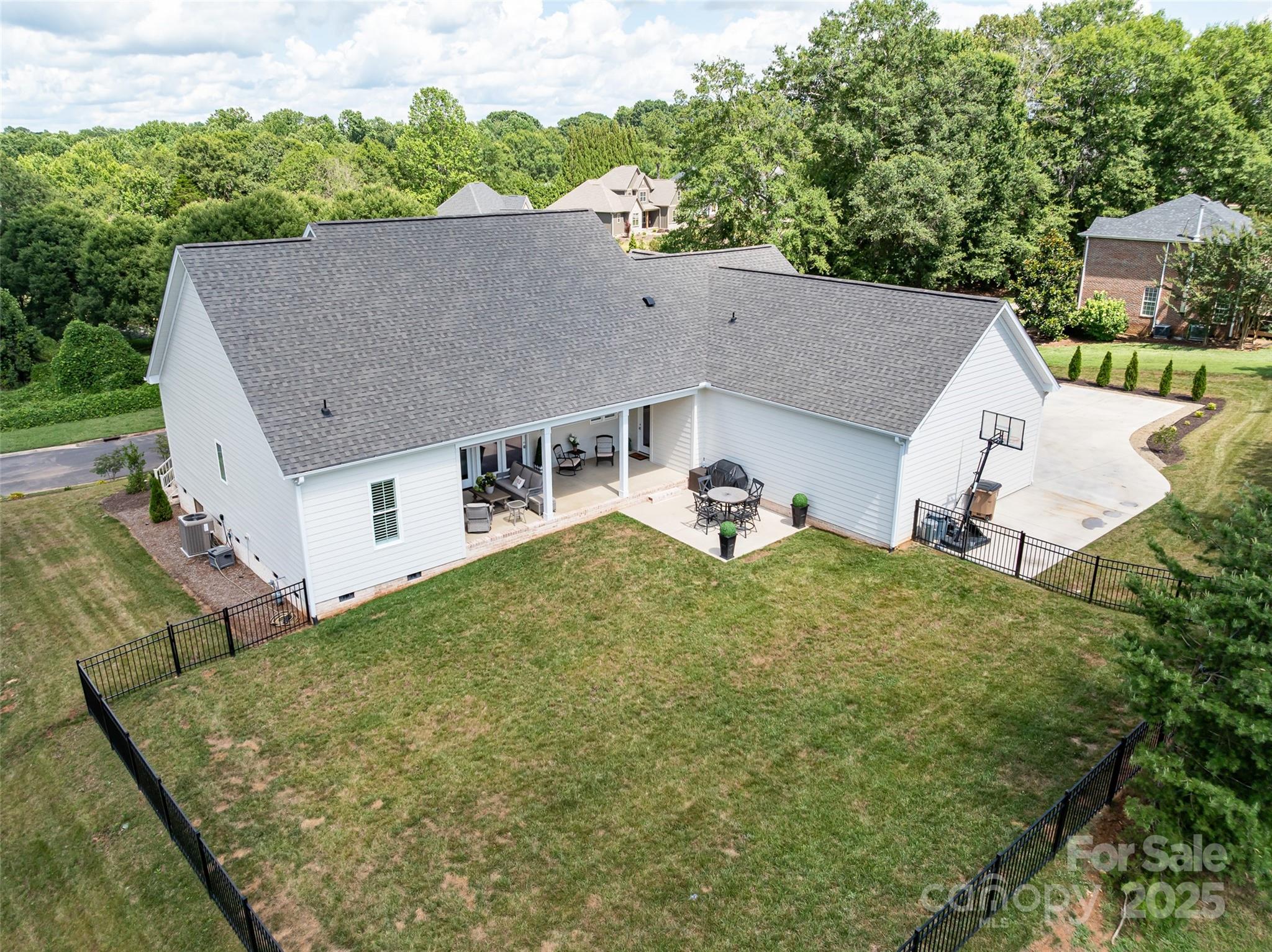 416 Yorkfield Drive