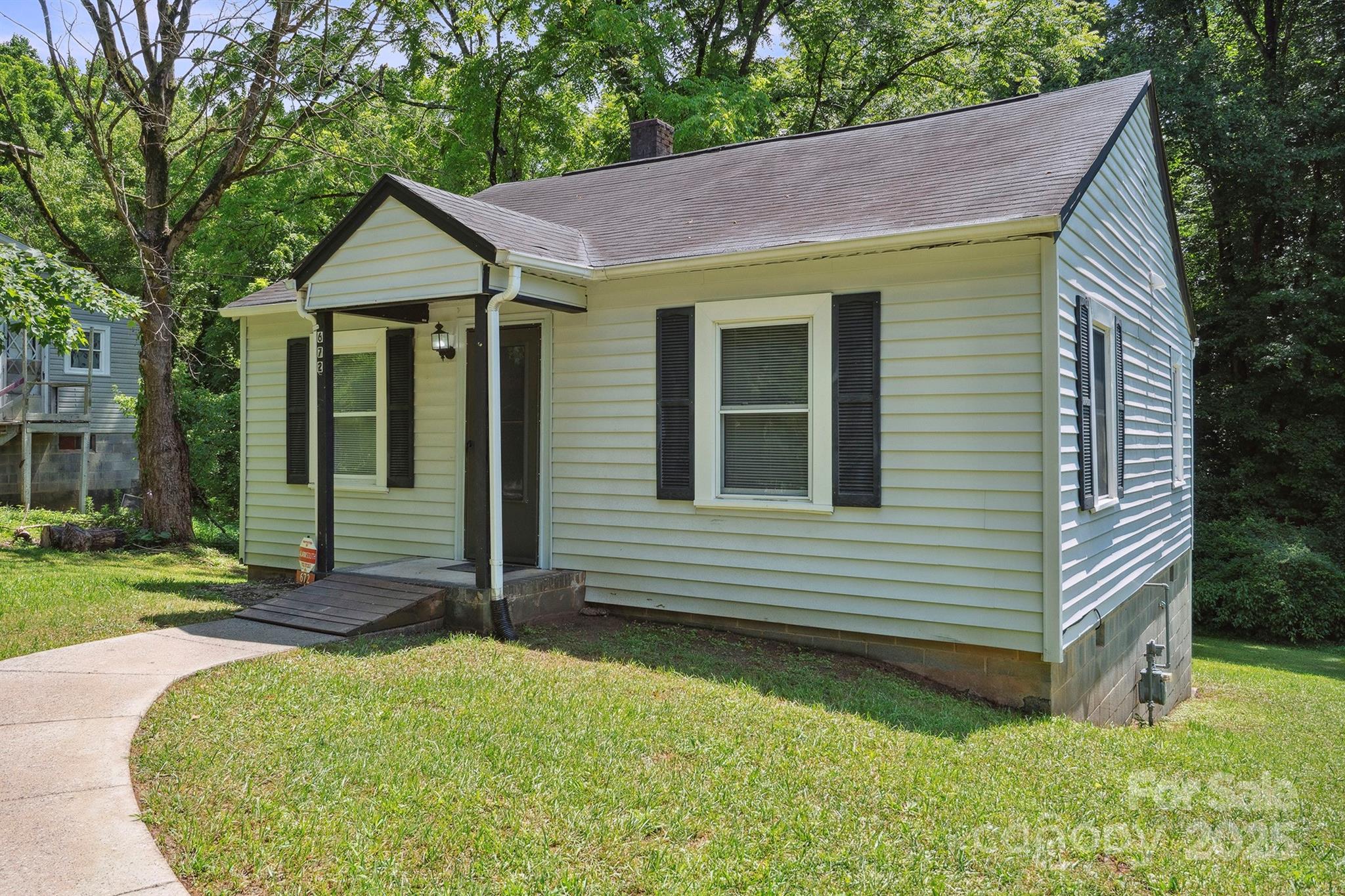 672 Old Salisbury Road