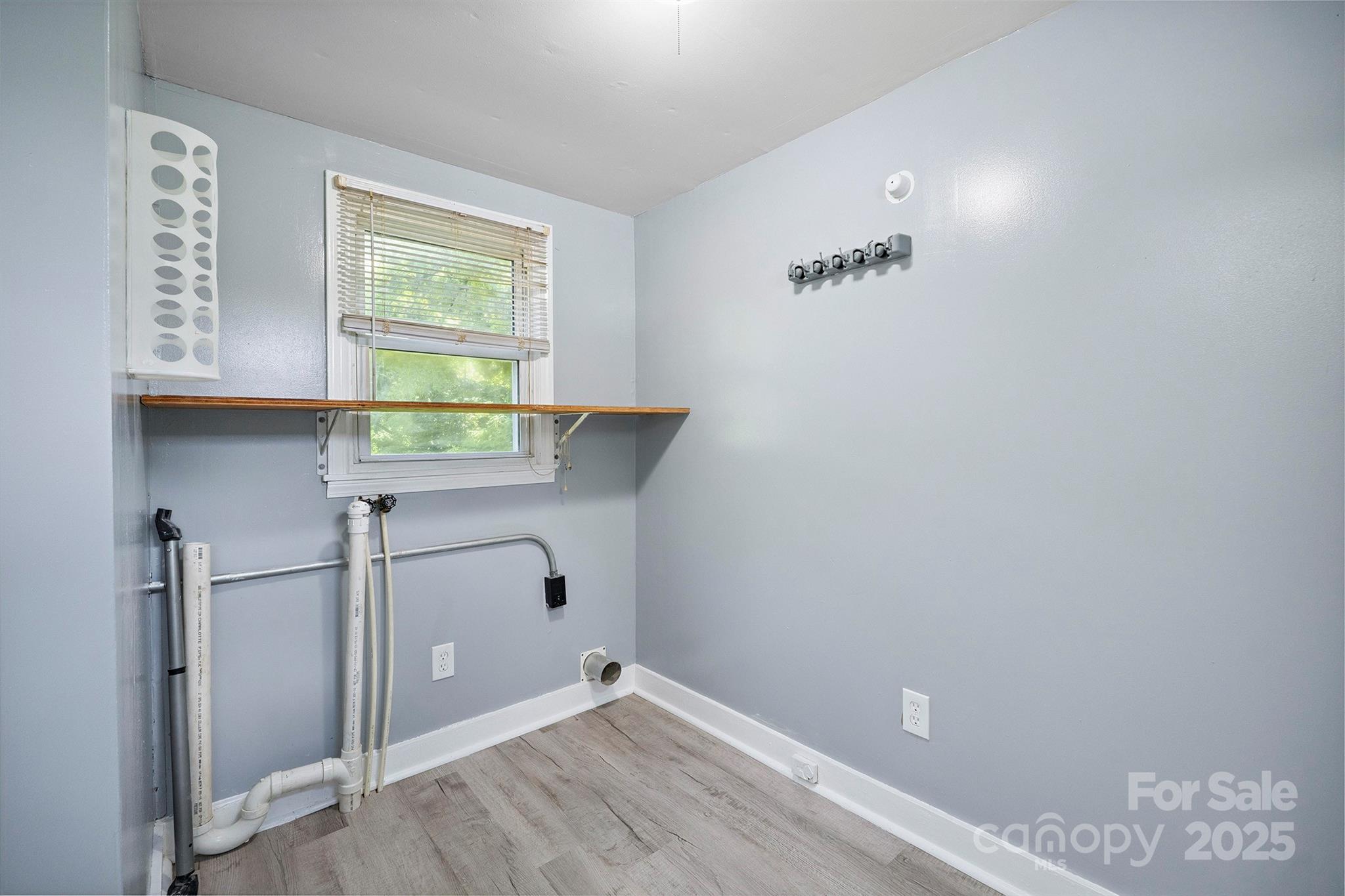 672 Old Salisbury Road