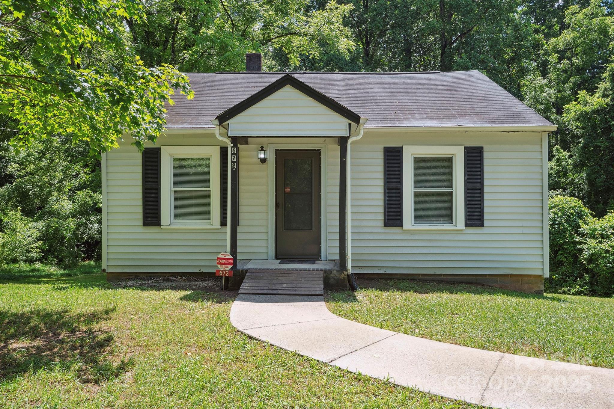 672 Old Salisbury Road