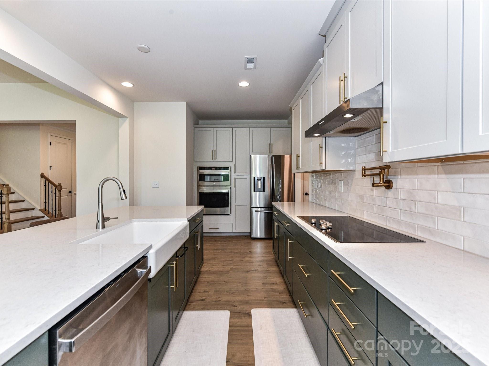104 Hemlock Cove Court Unit: 125