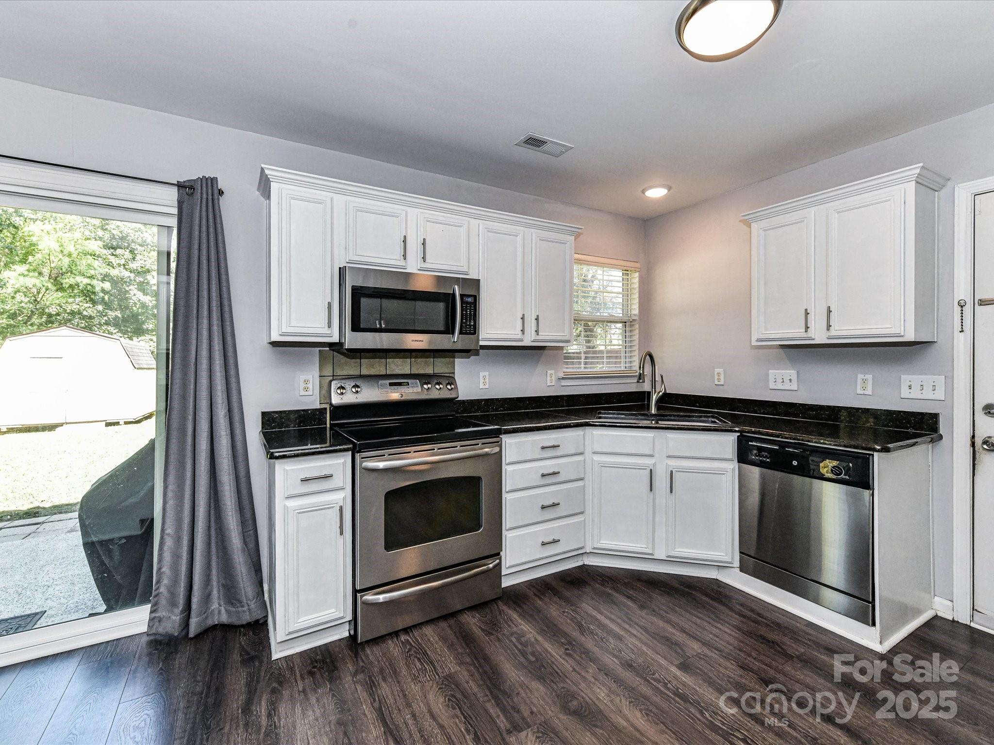12545 Panthersville Drive