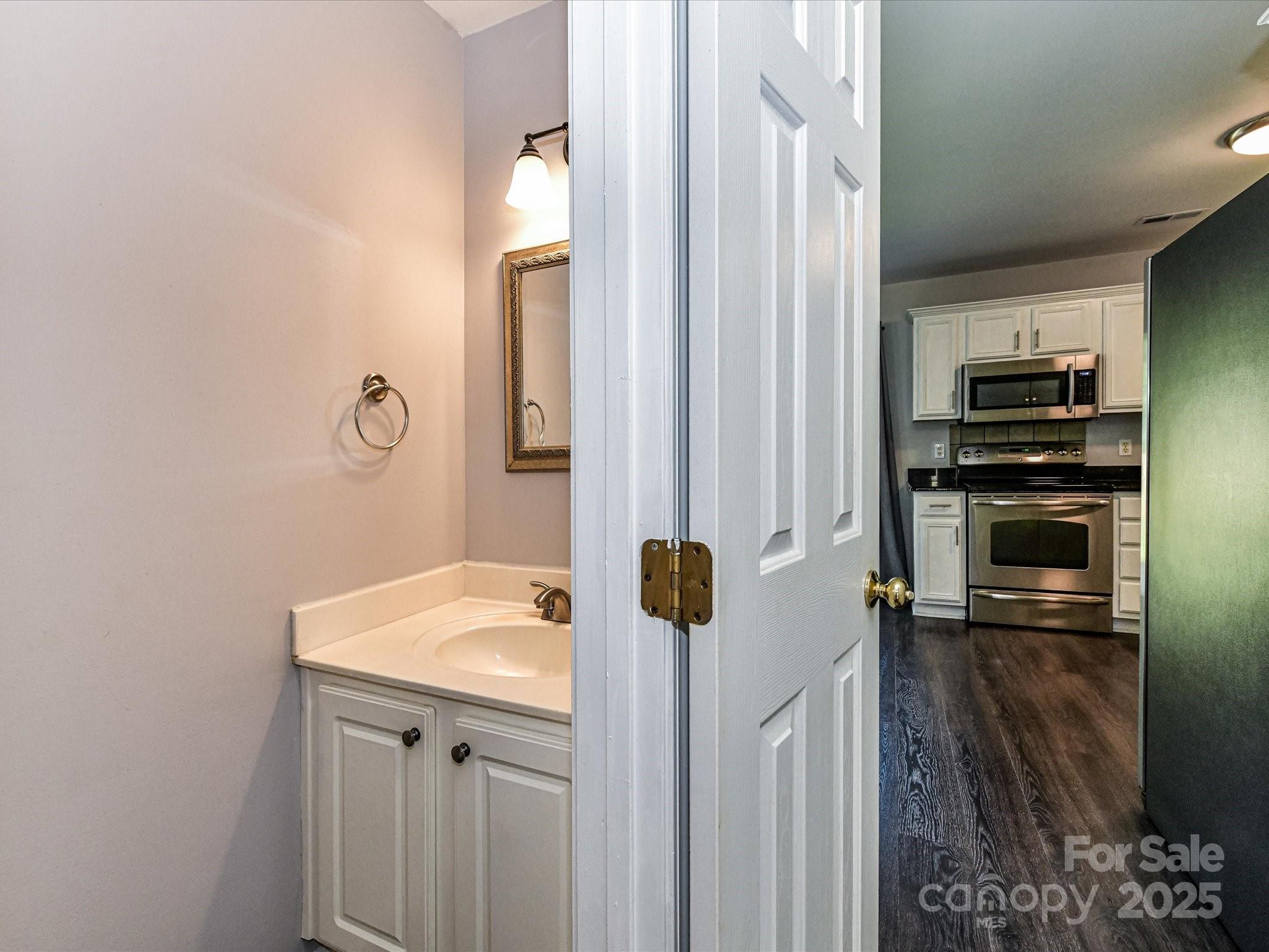 12545 Panthersville Drive