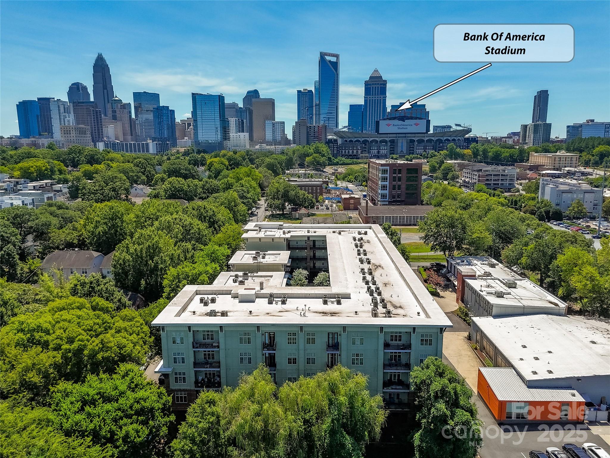 1101 W 1st Street Unit: 302