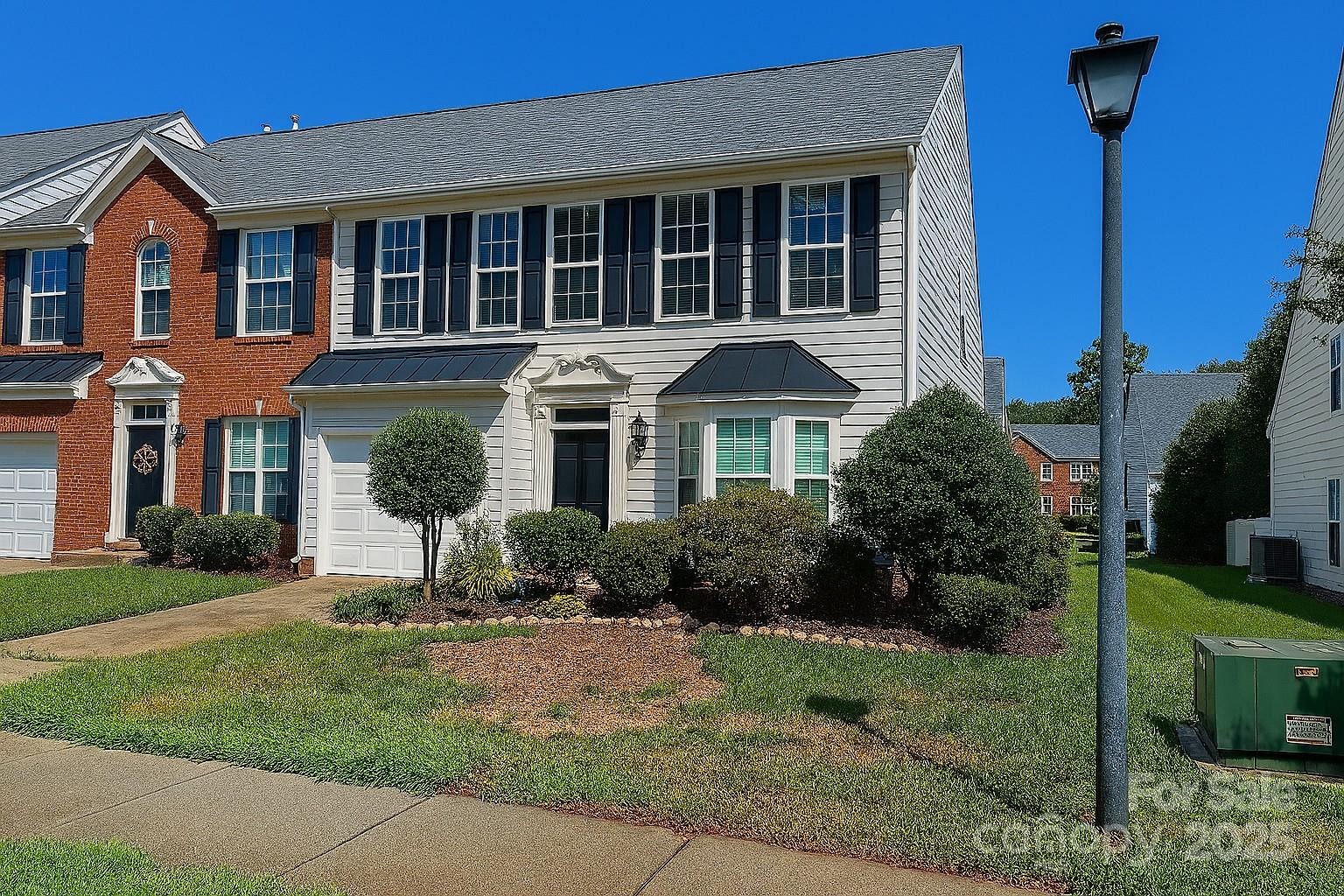 4237 Piccadilly Lane