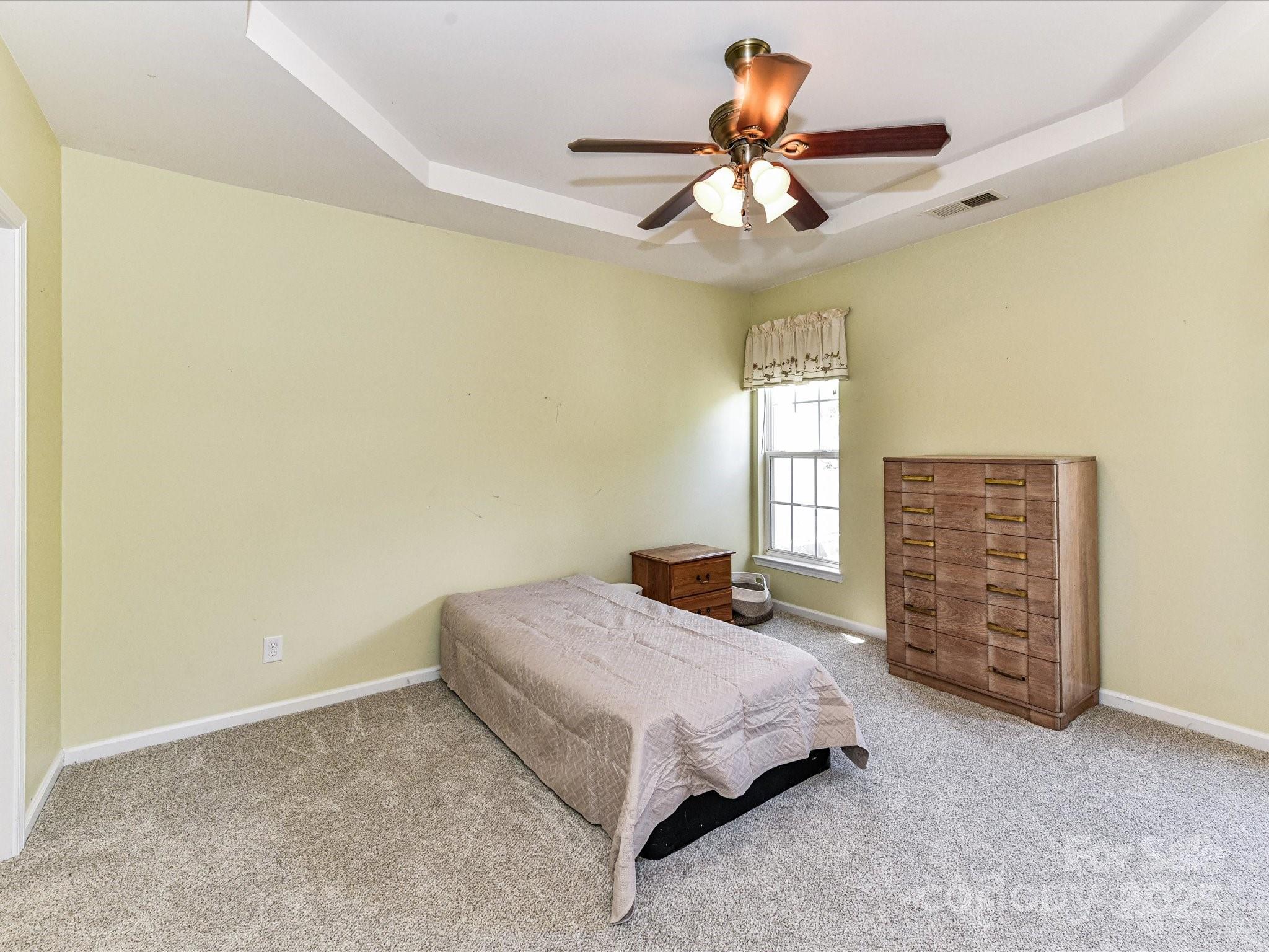 4237 Piccadilly Lane
