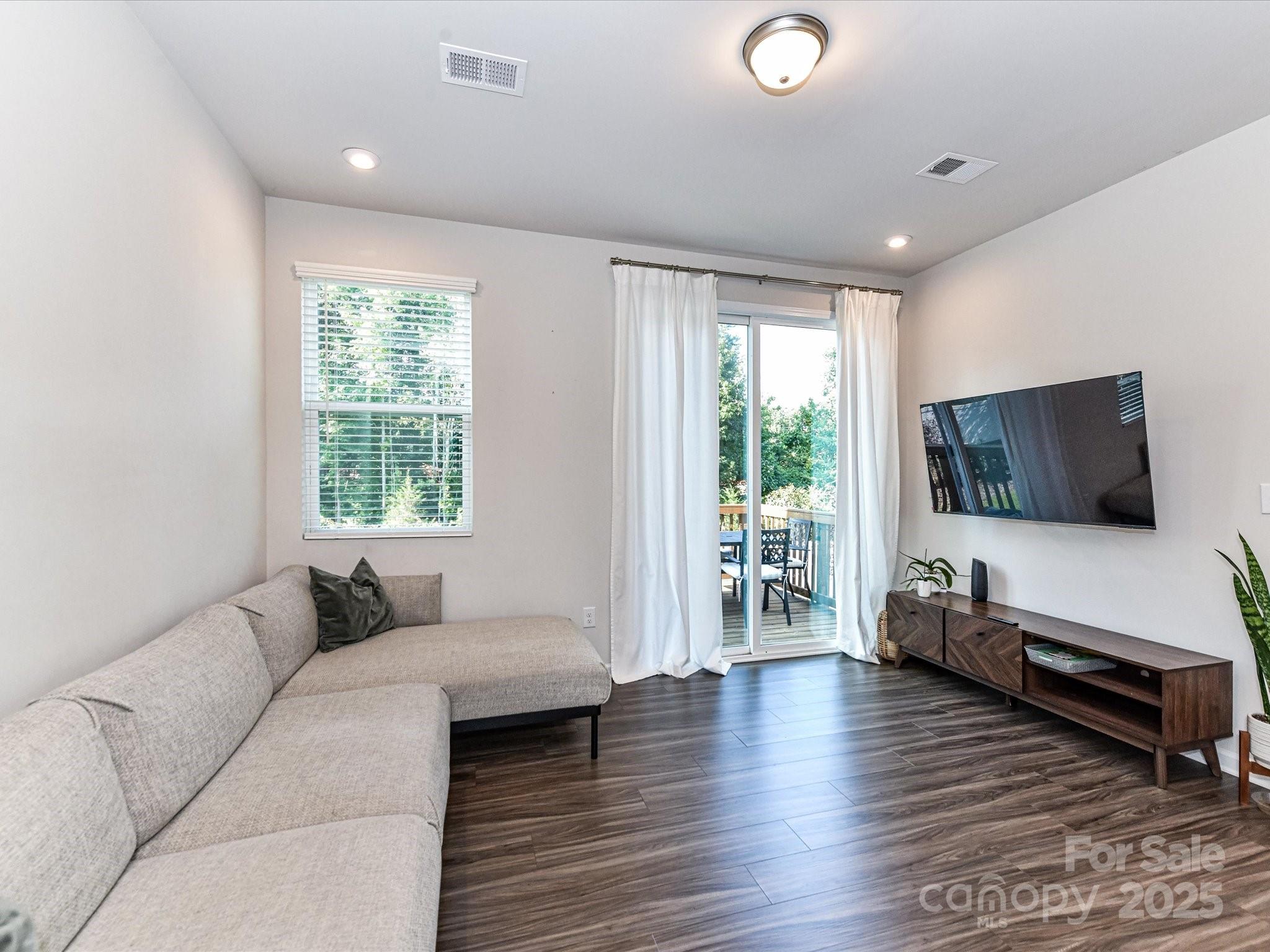 2313 Lazette Drive