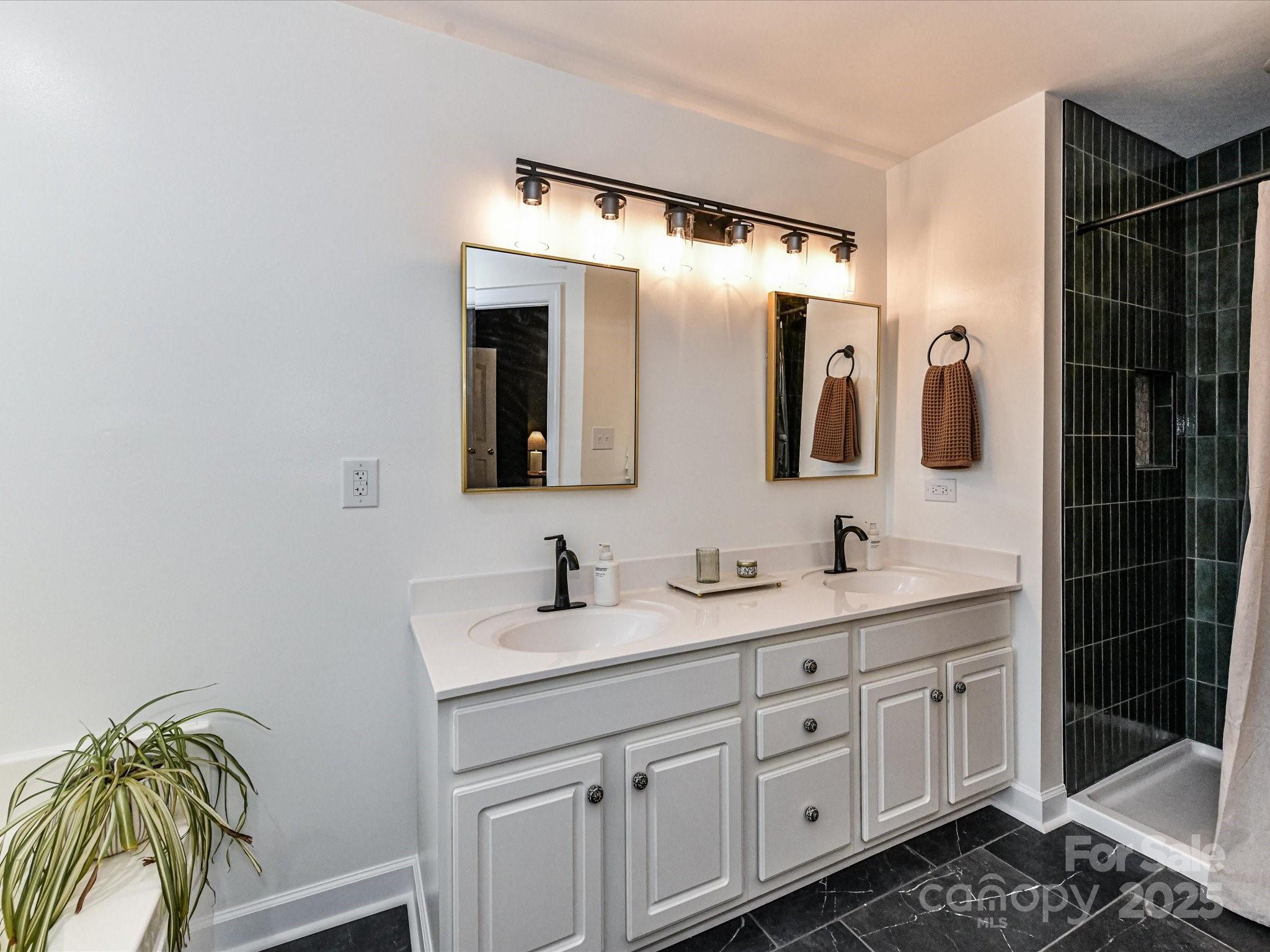 5461 Coleman Circle NW Unit: 80