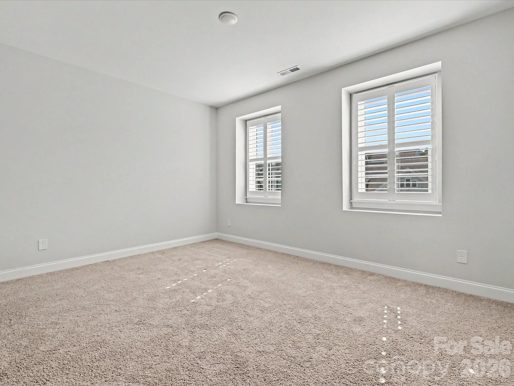 315 W Waterlynn Road