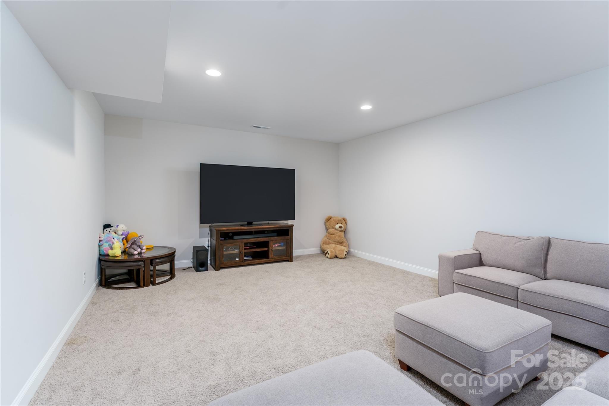 315 W Waterlynn Road