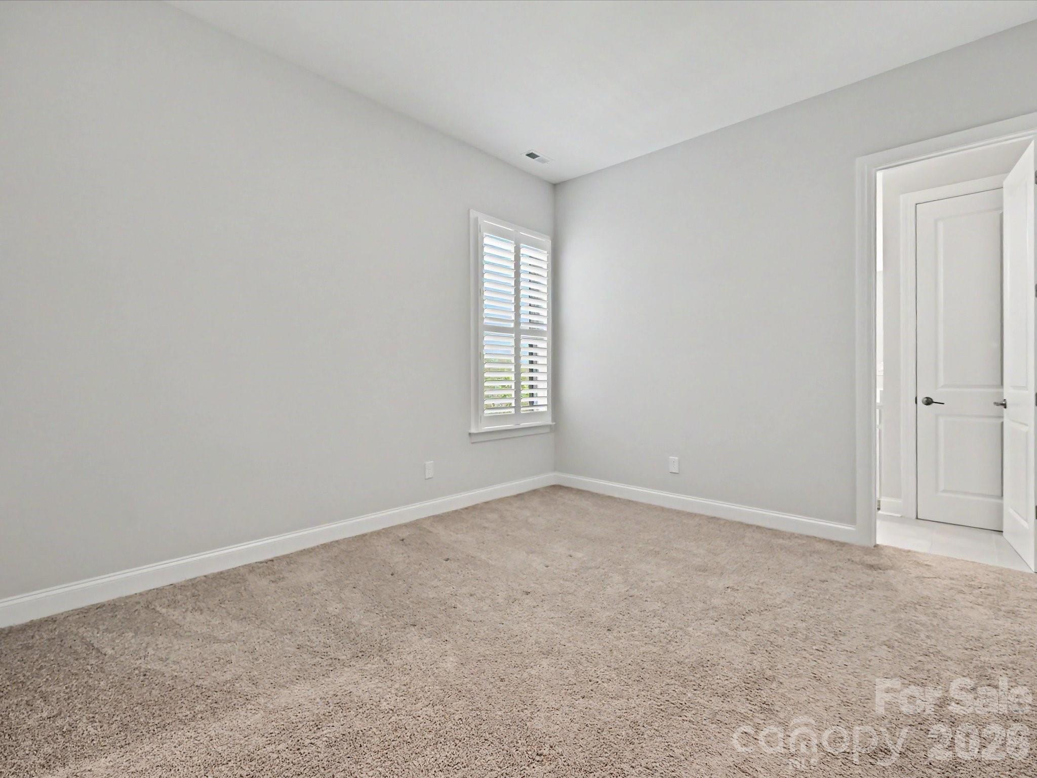 315 W Waterlynn Road
