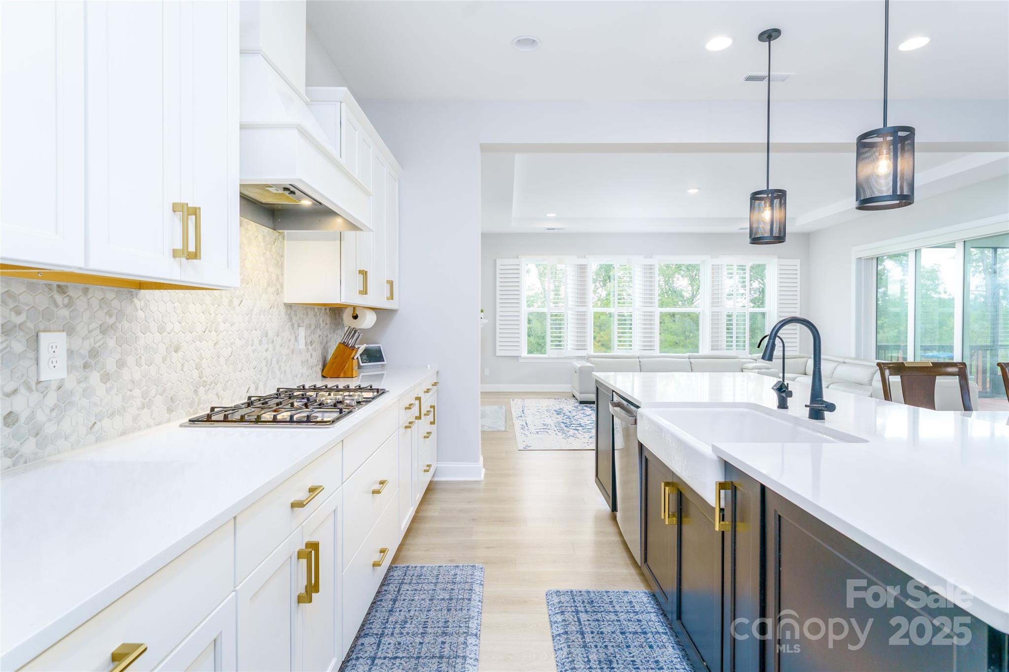 315 W Waterlynn Road