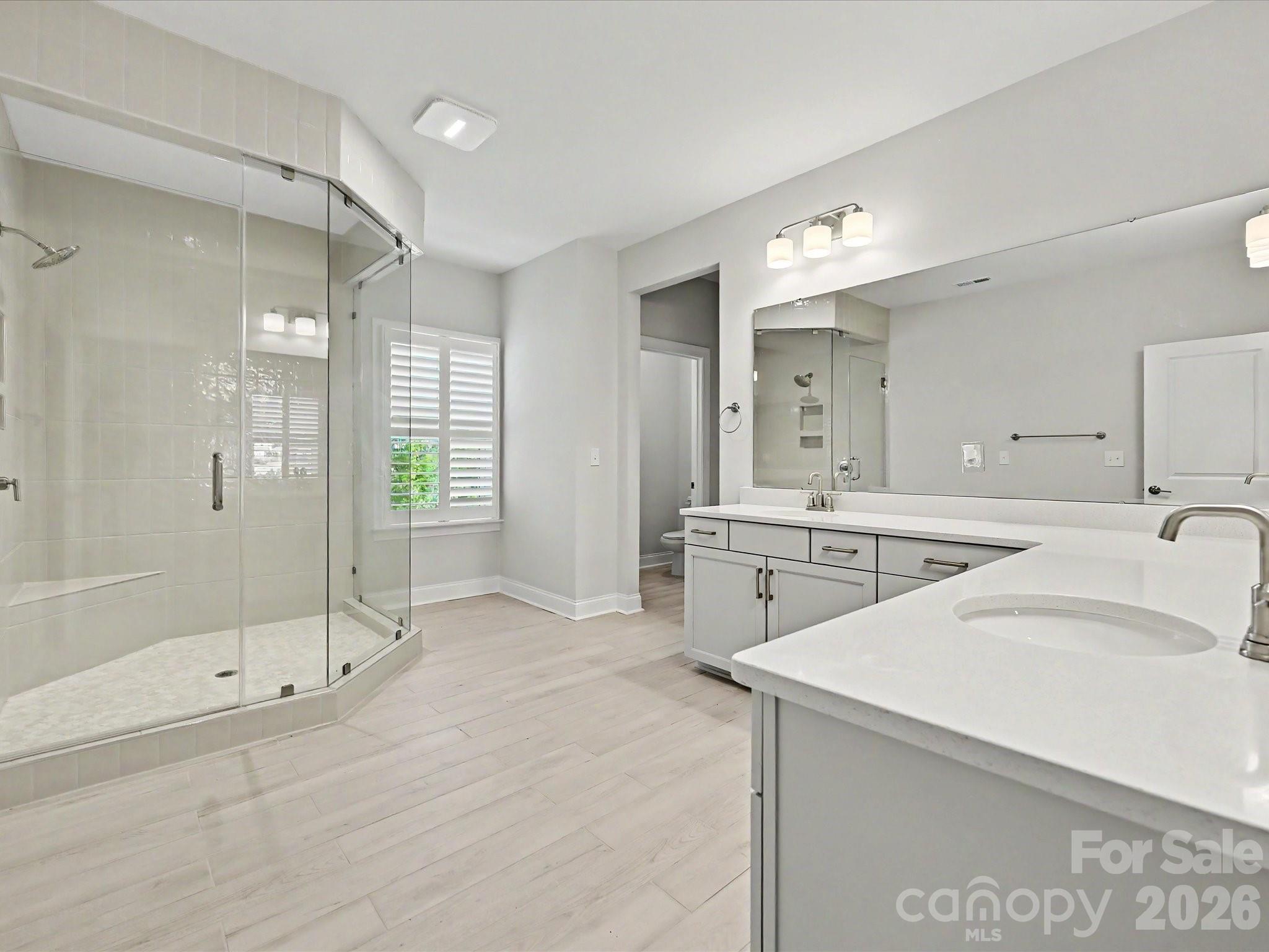 315 W Waterlynn Road