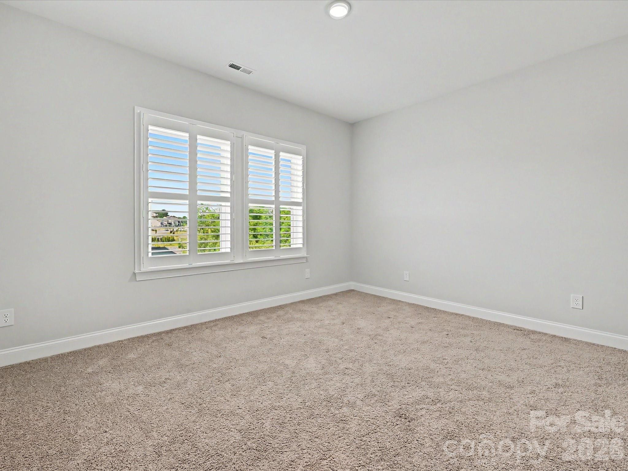 315 W Waterlynn Road