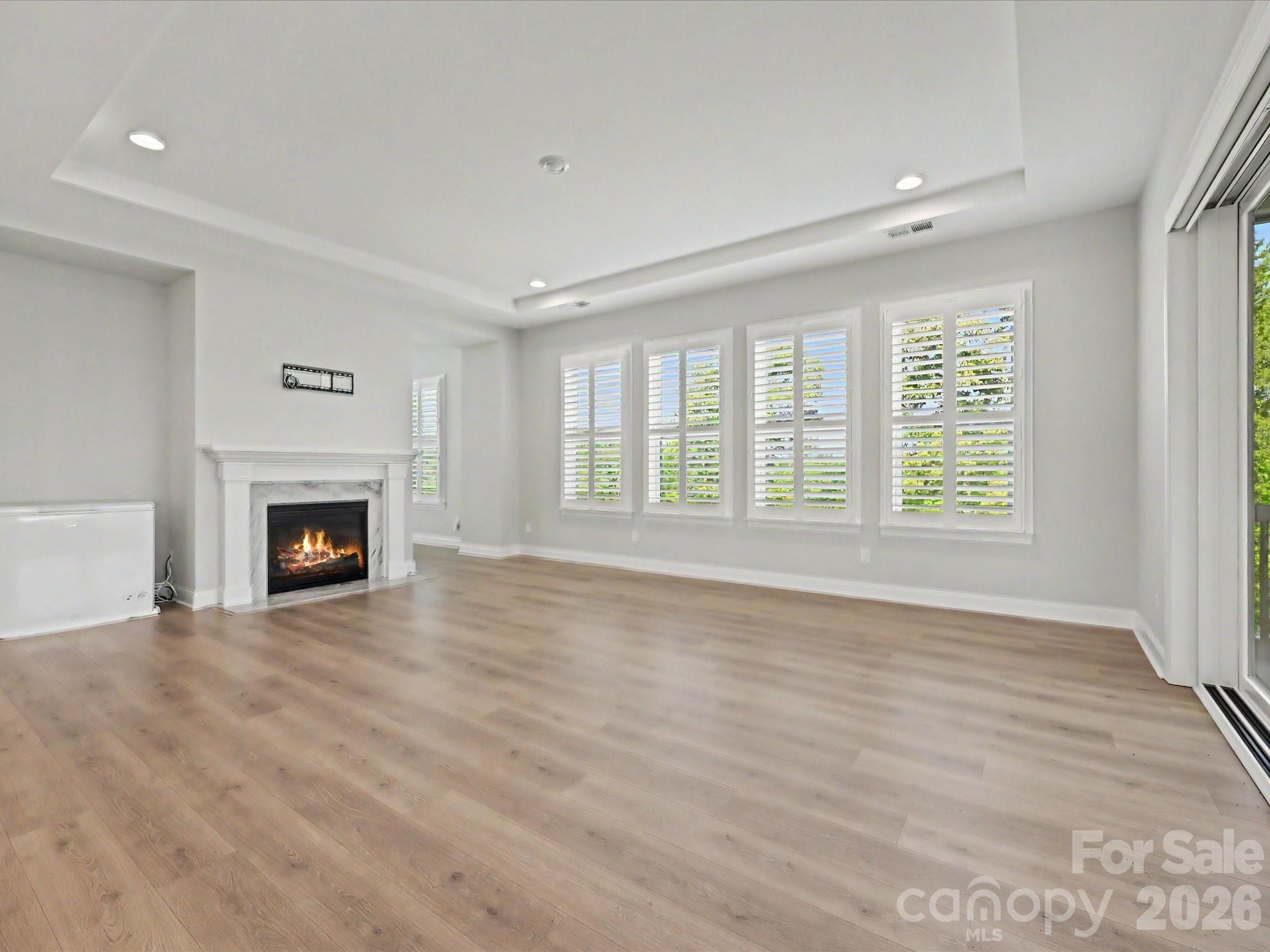315 W Waterlynn Road