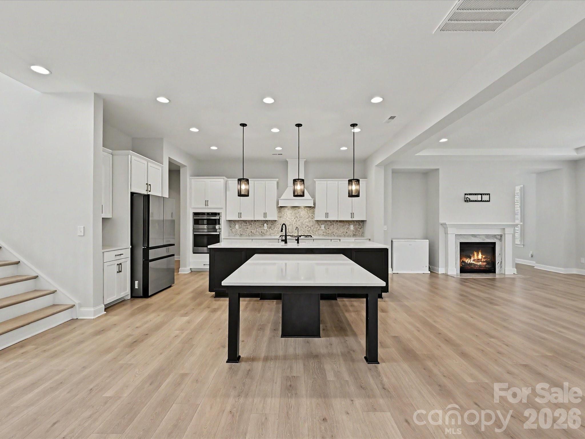 315 W Waterlynn Road