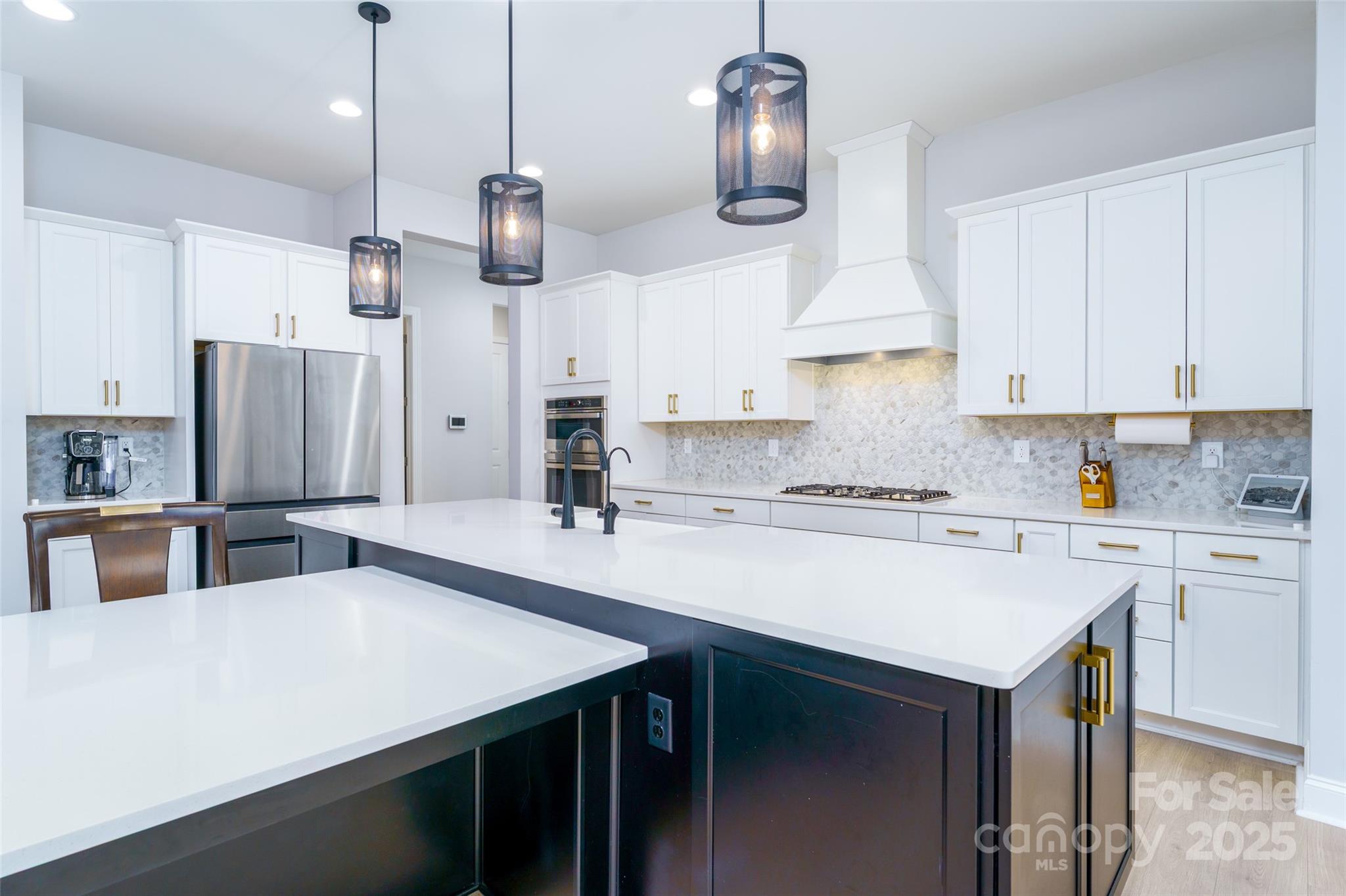 315 W Waterlynn Road