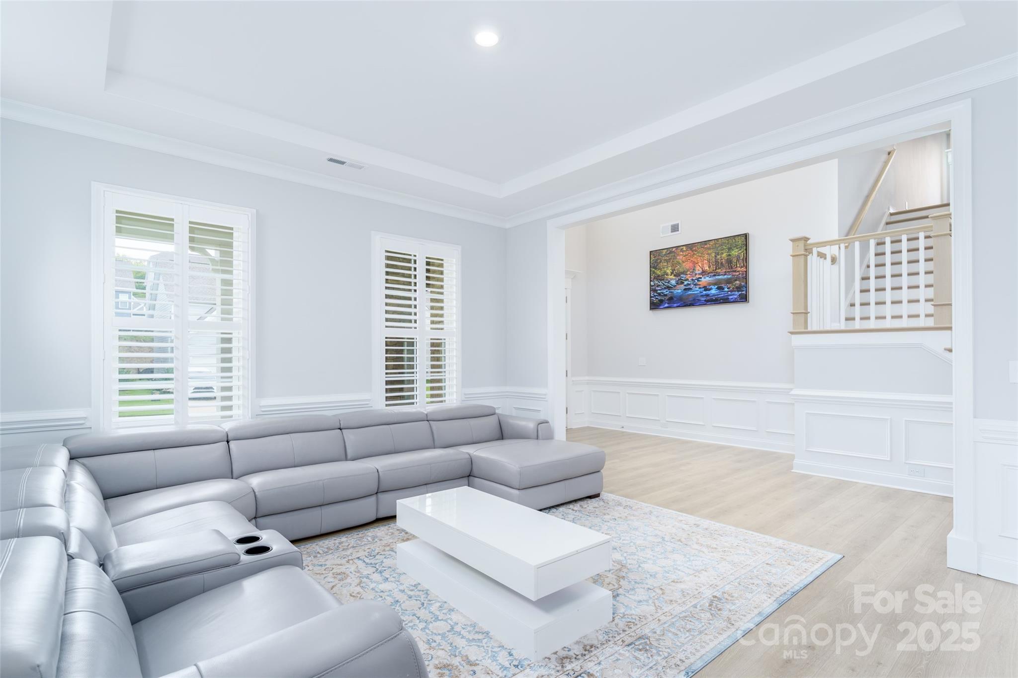 315 W Waterlynn Road