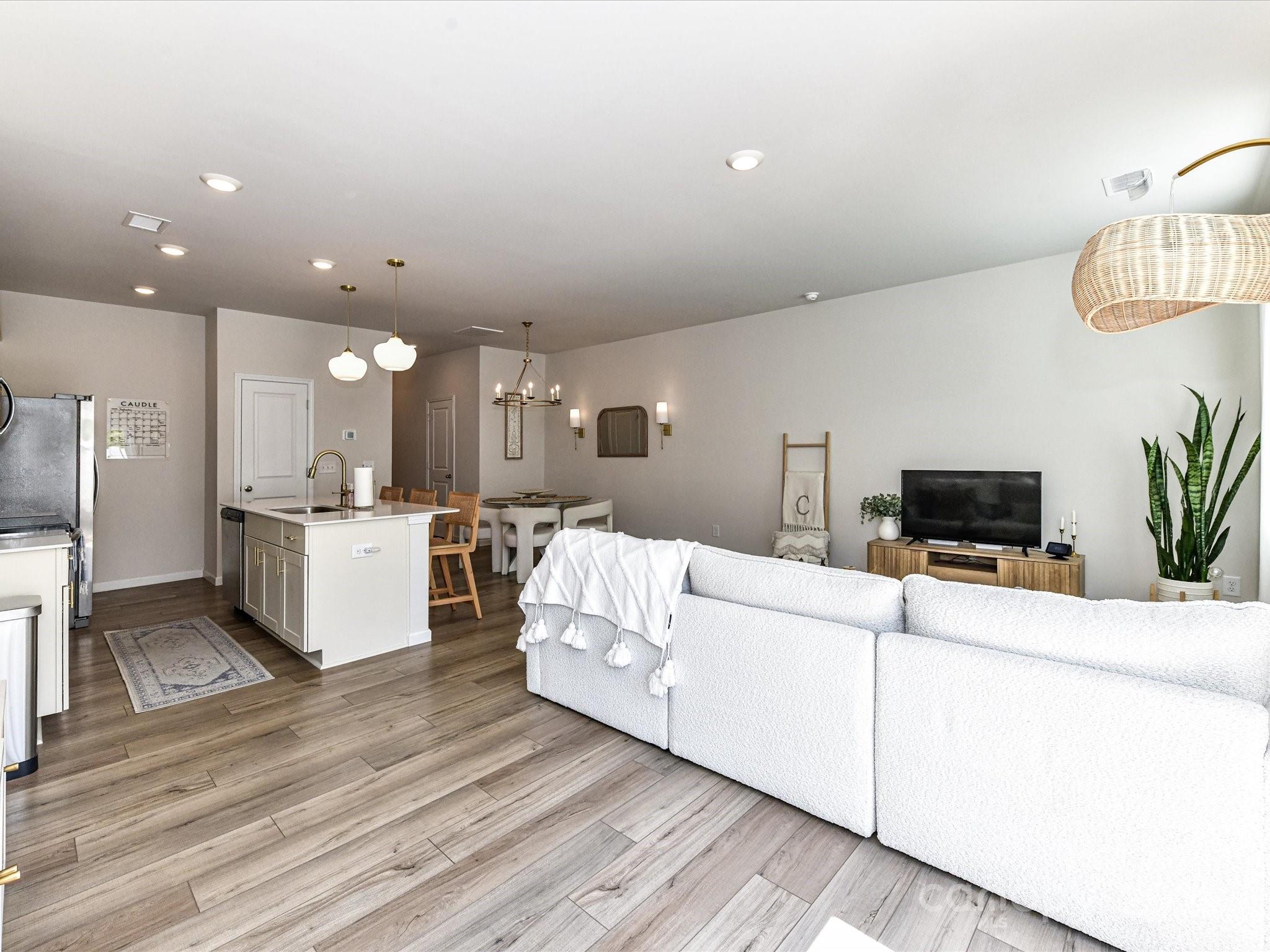 44 Woodsdale Place SE