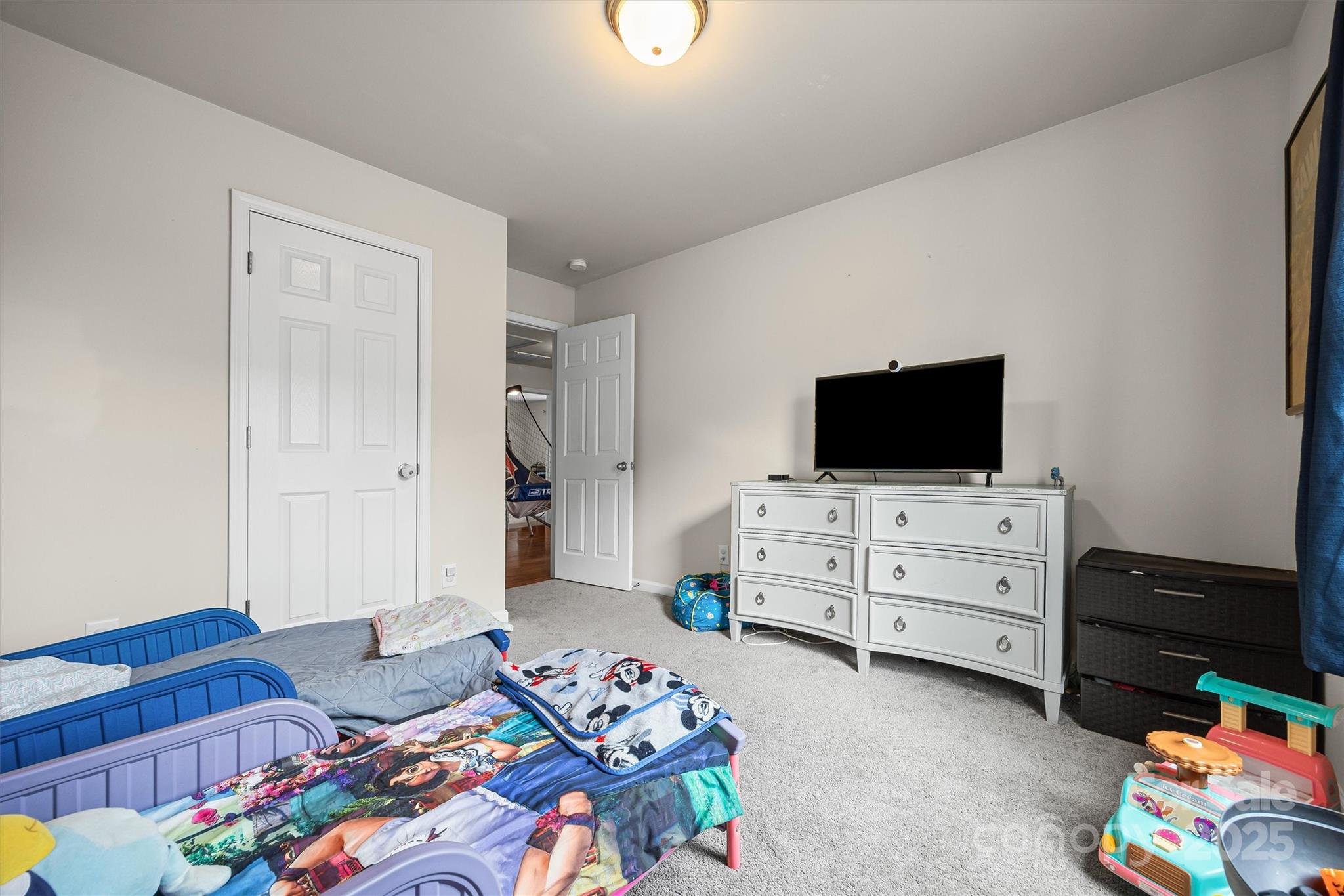 5111 Elementary View Drive