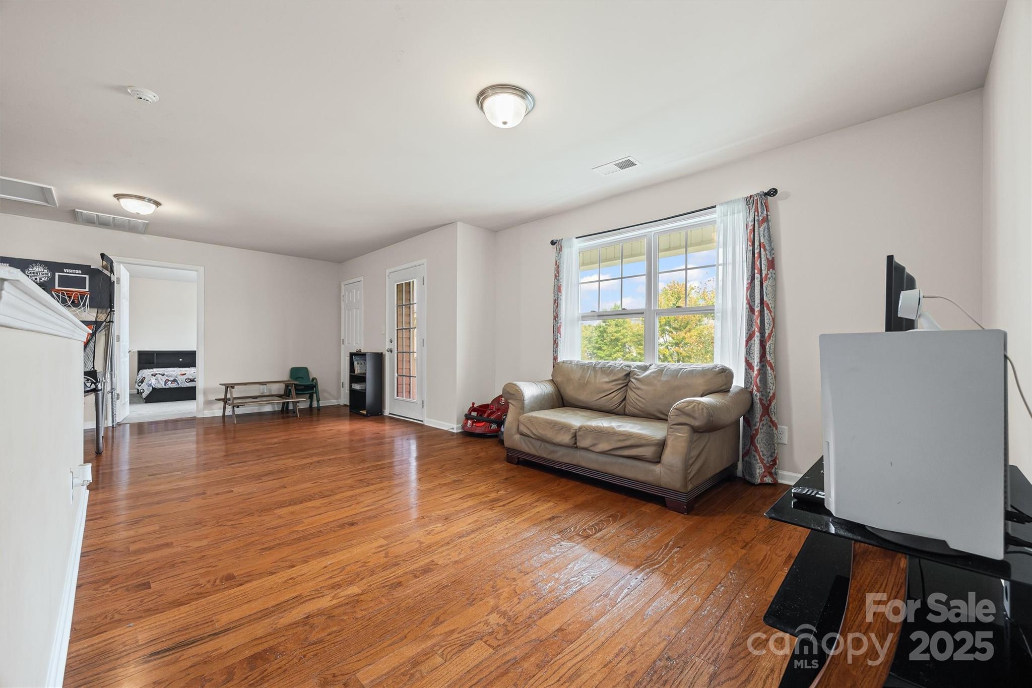 5111 Elementary View Drive