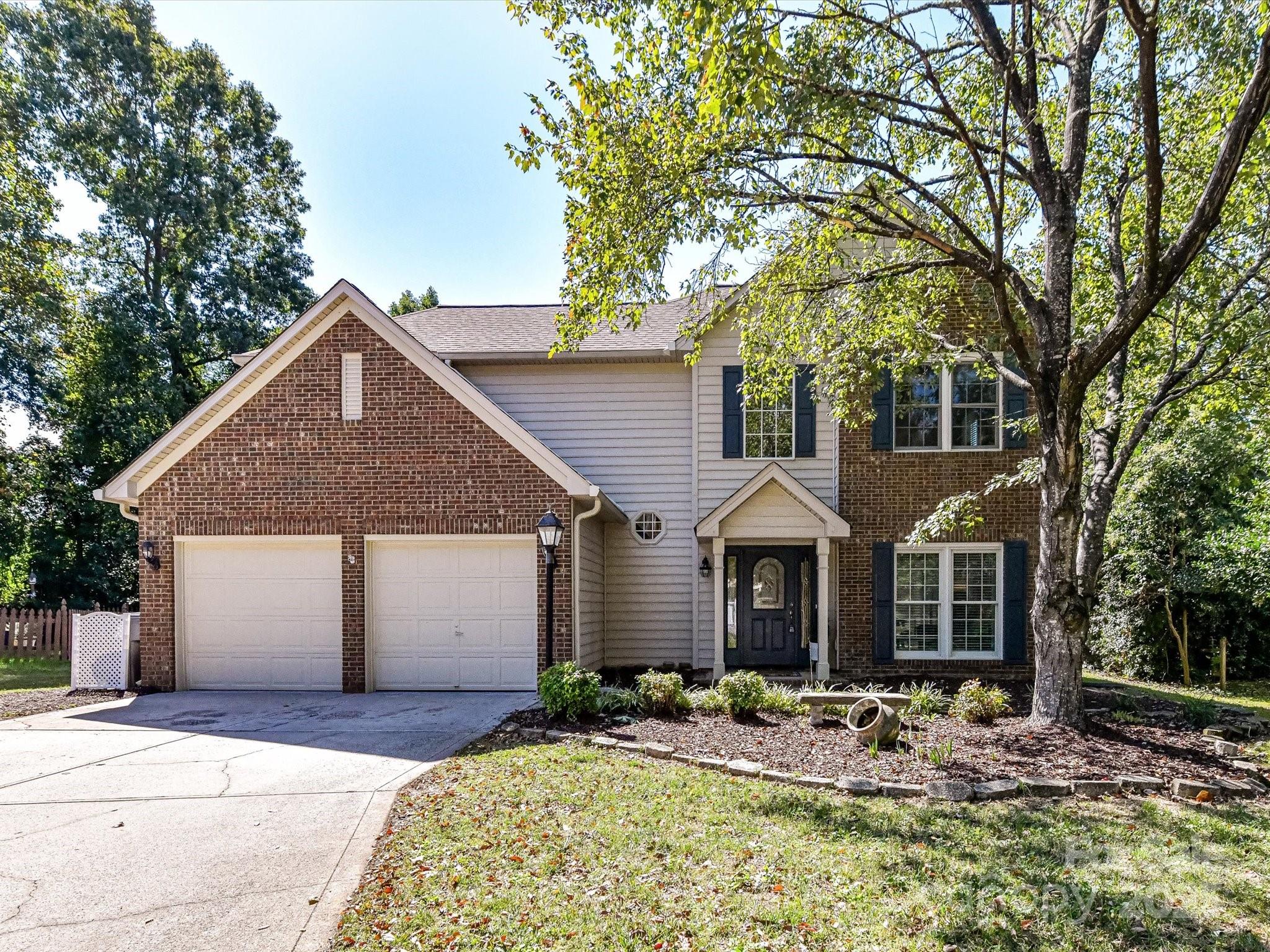 126 Lake Davidson Circle