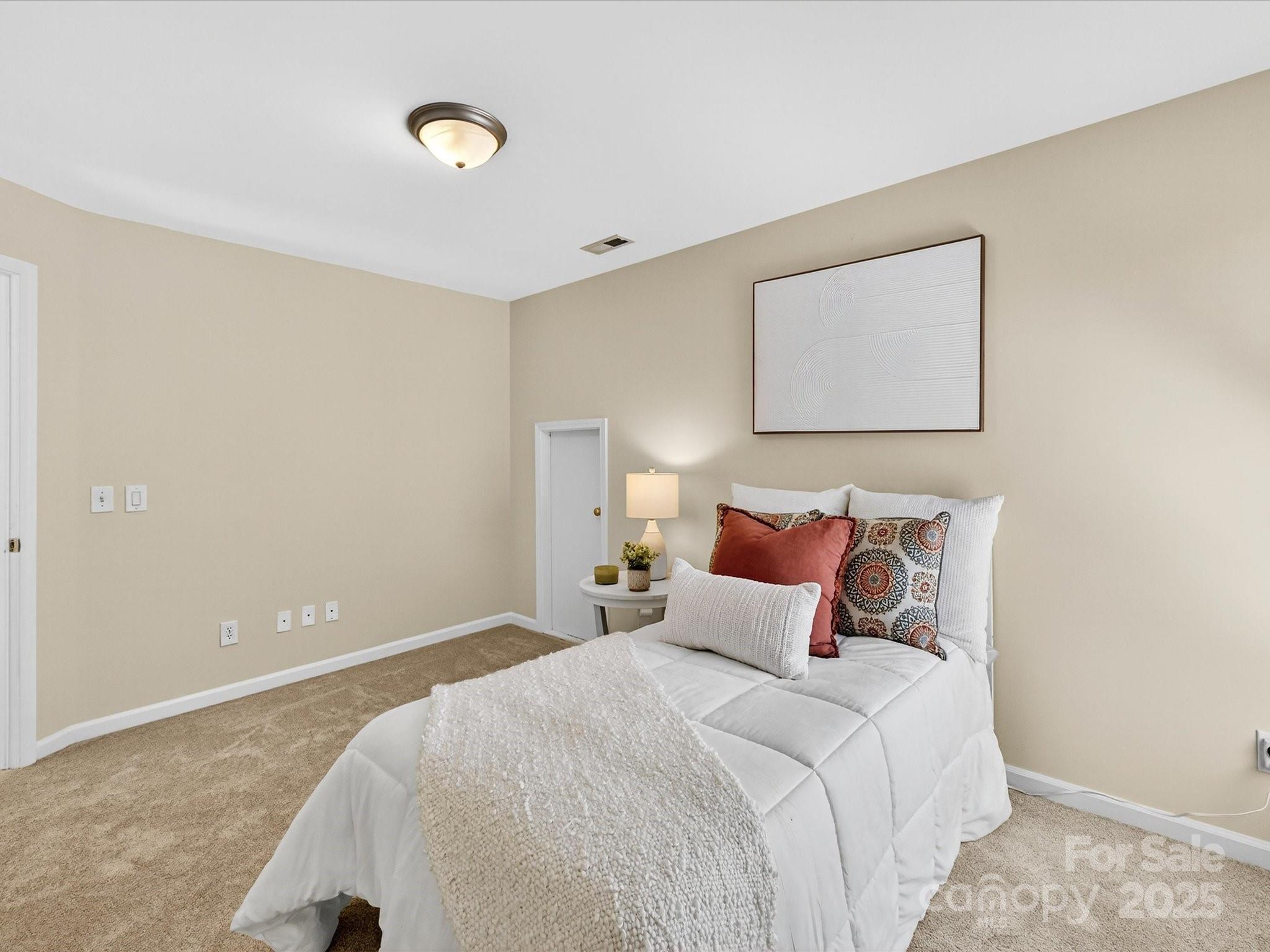 126 Lake Davidson Circle