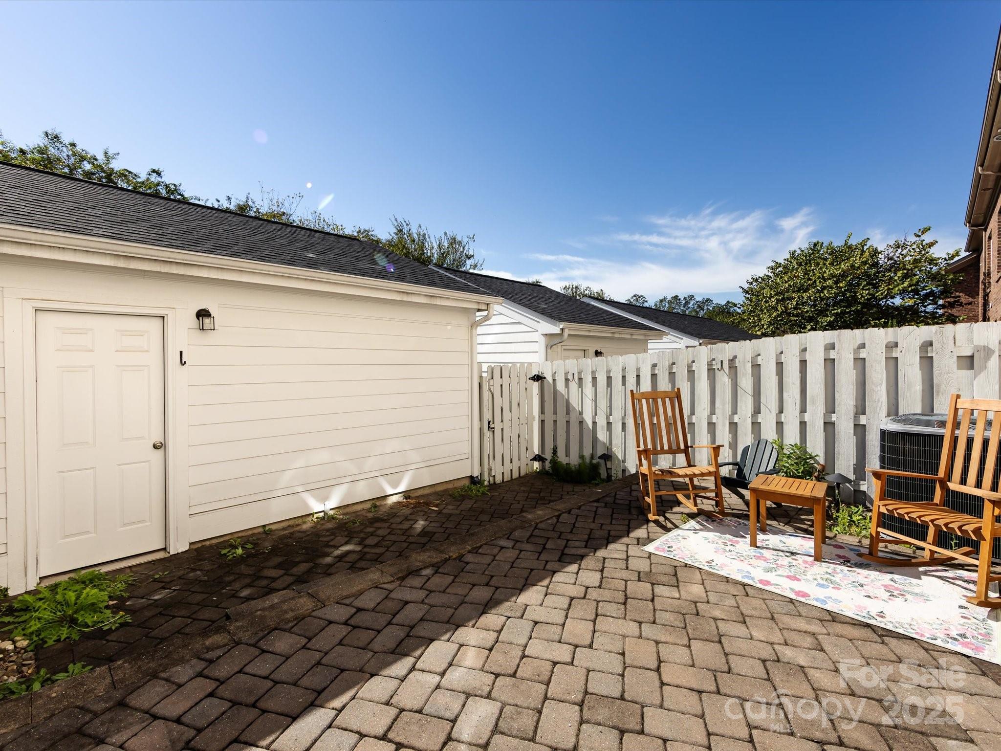 964 Gardners Way