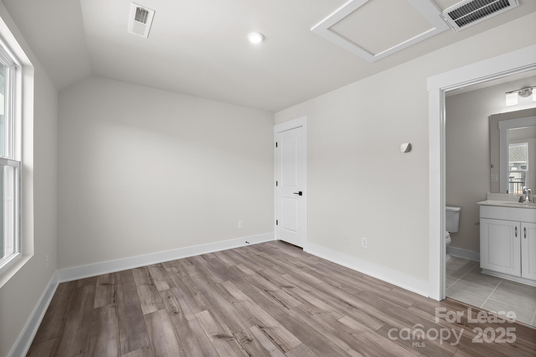 3007 Jolene Court