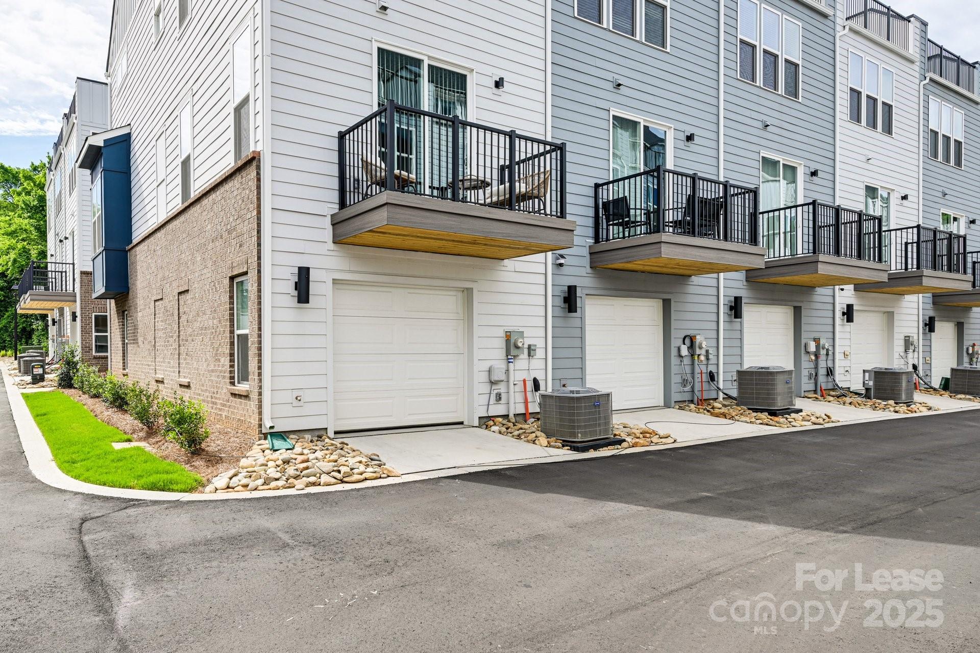 3003 Jolene Court