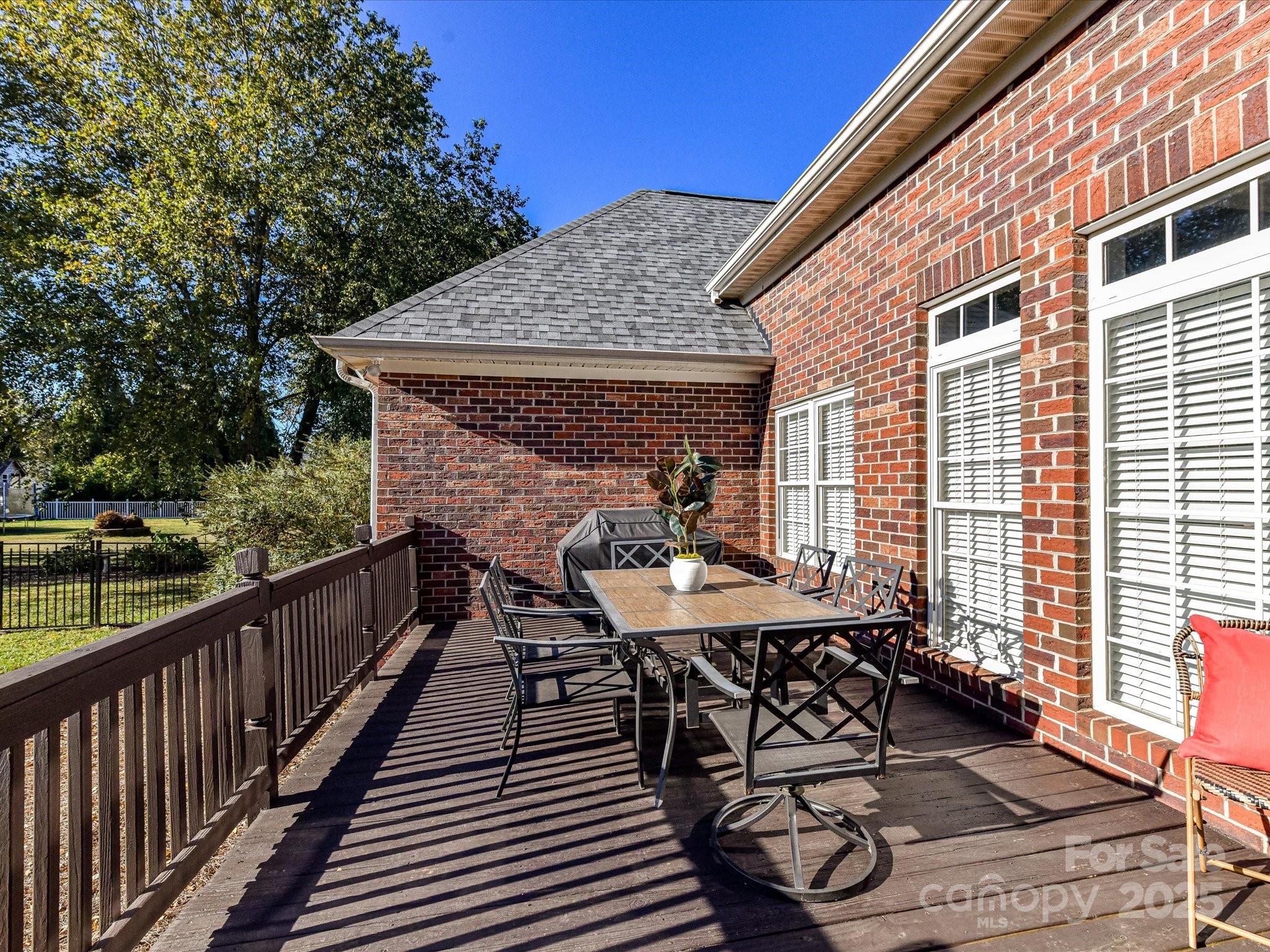 225 Northchase Drive