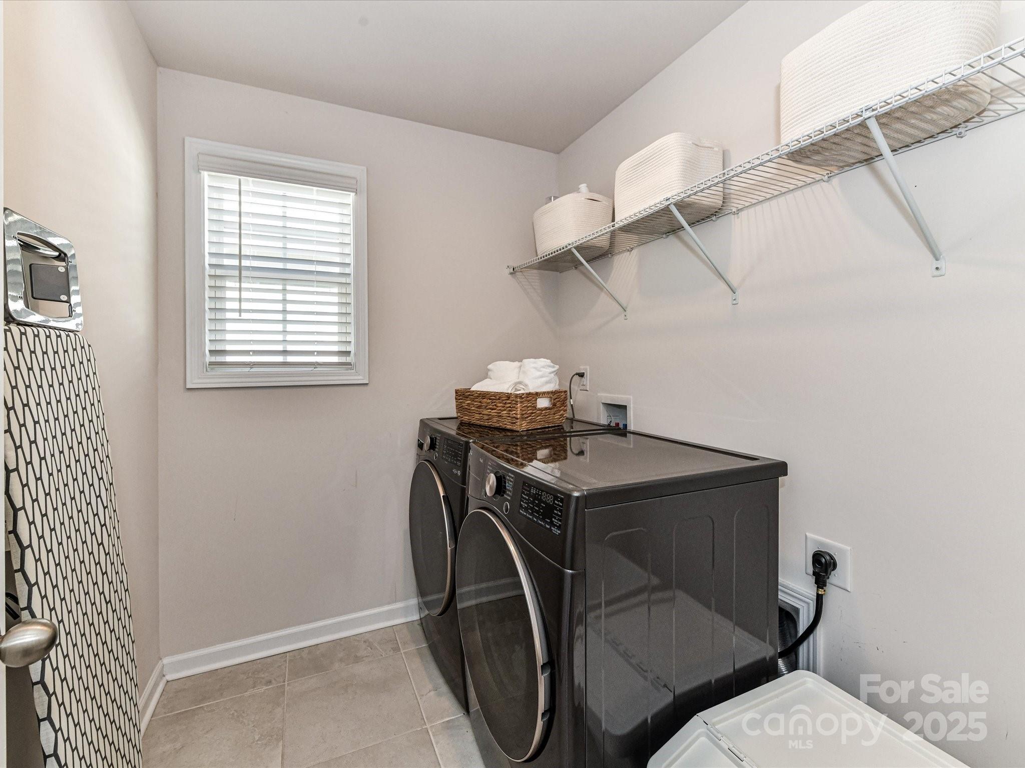 1072 Thoroughbred Drive