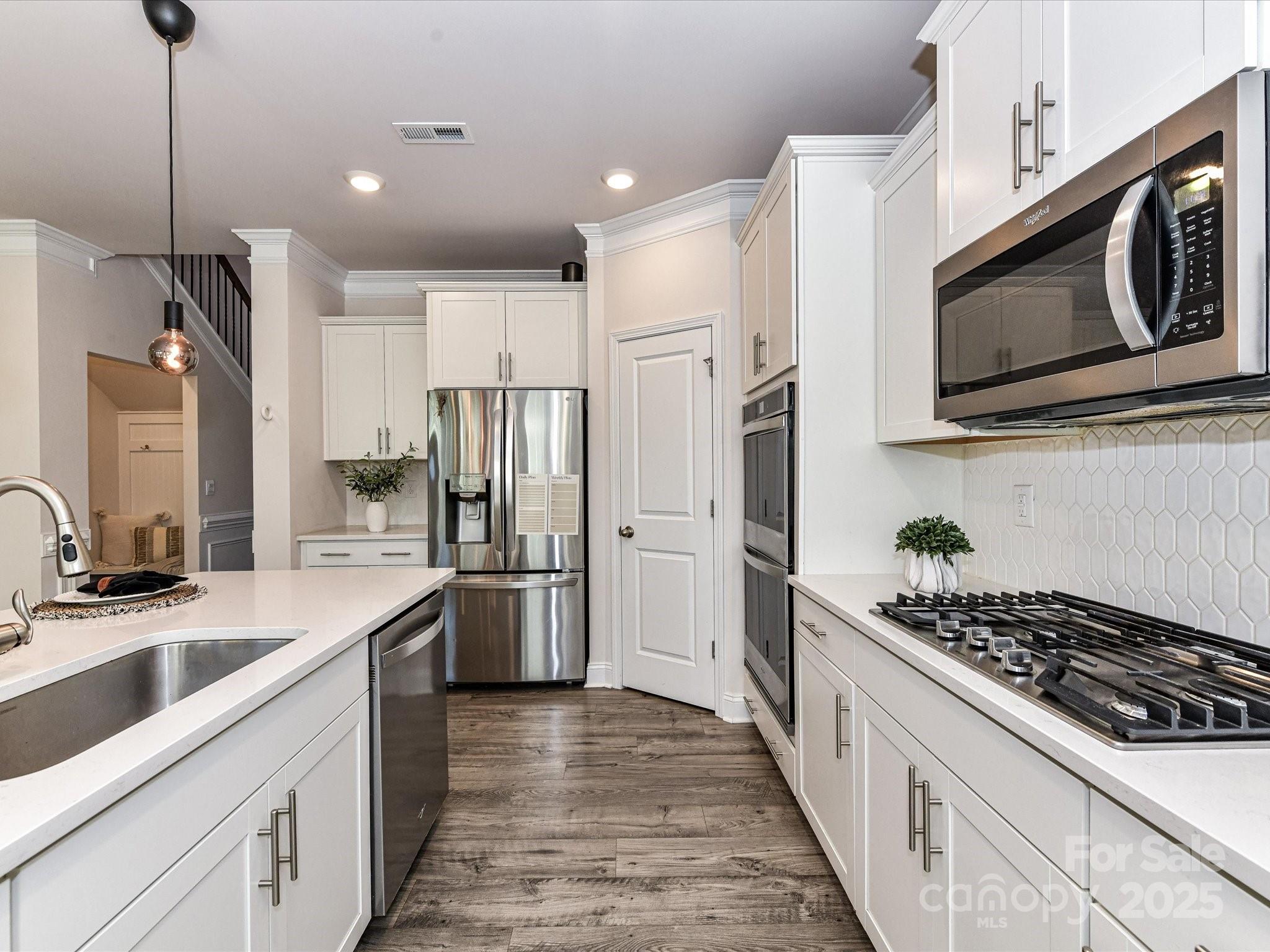 1072 Thoroughbred Drive